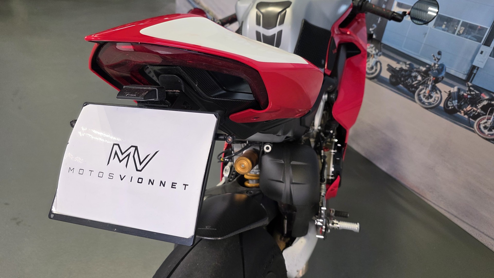 DUCATI Panigale V4 SP-image-11