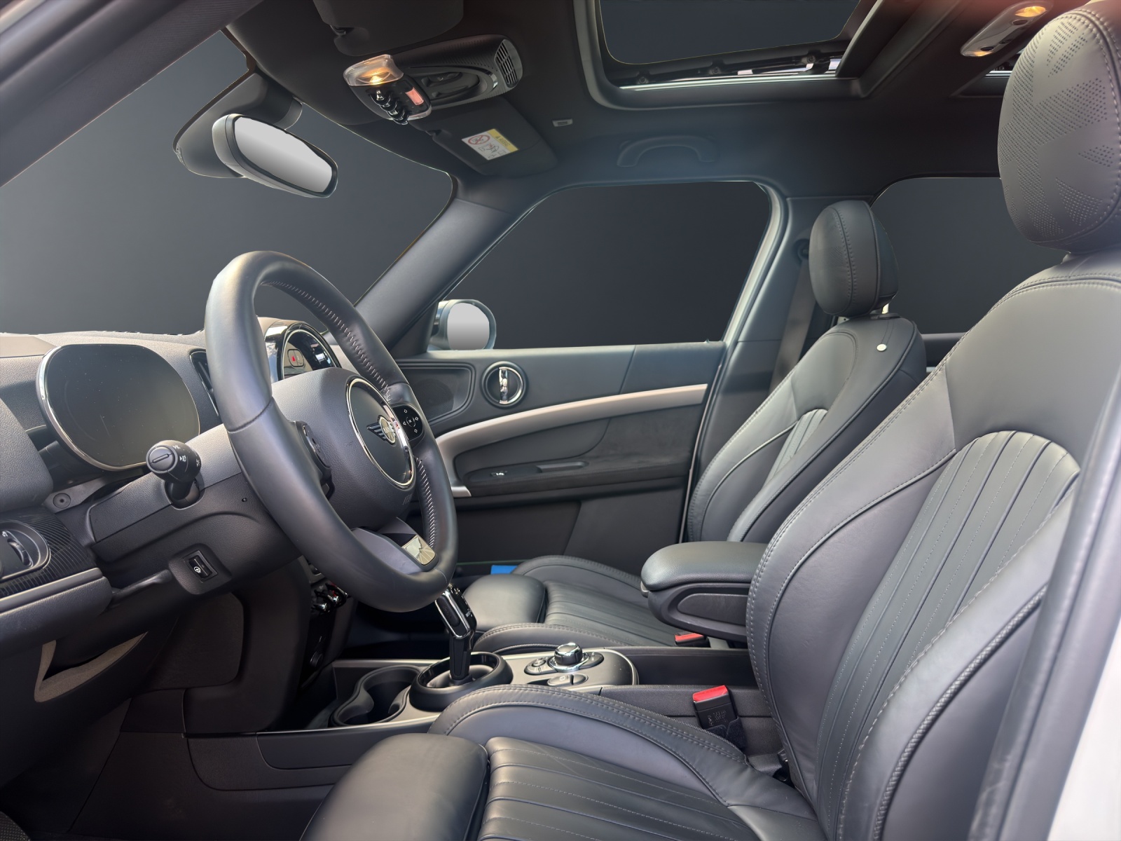MINI Countryman F60 2.0i Cooper S SAG ALL4-image-10