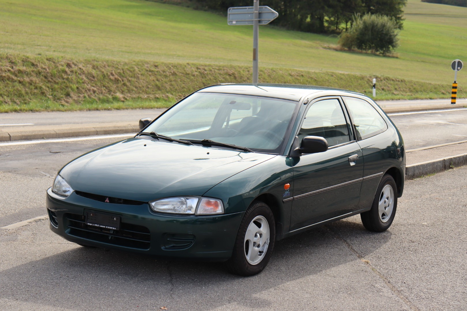 MITSUBISHI Colt 1.3 12V GLX Sunshine • Expertise du jour • Véhicule suivi-image-1