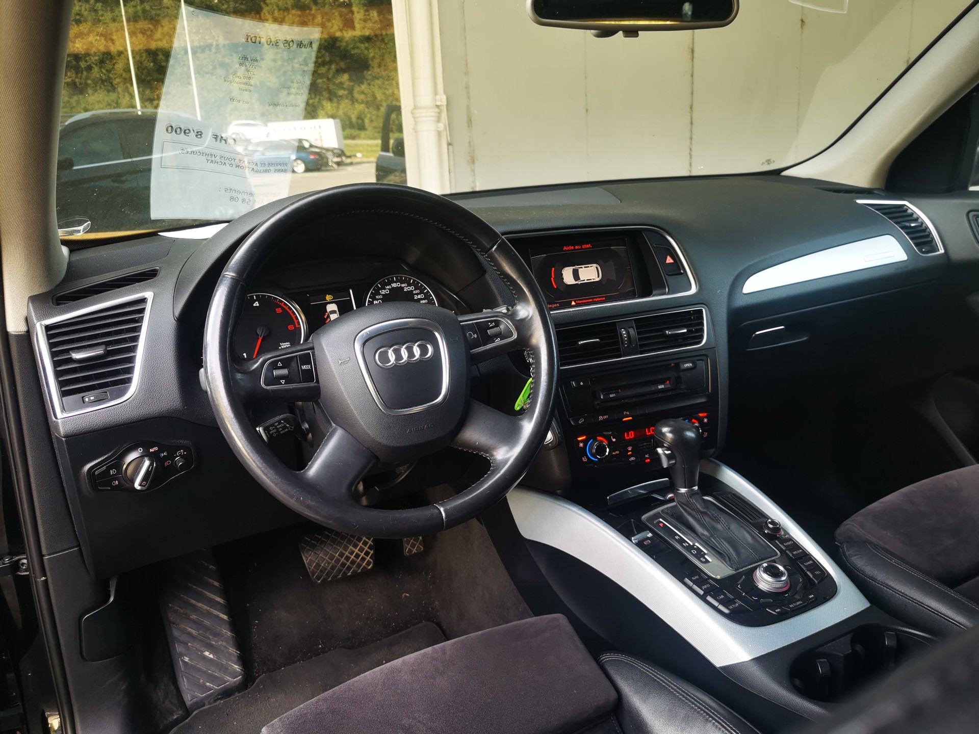 AUDI Q5 3.0 TDI quattro S-tronic-image-6