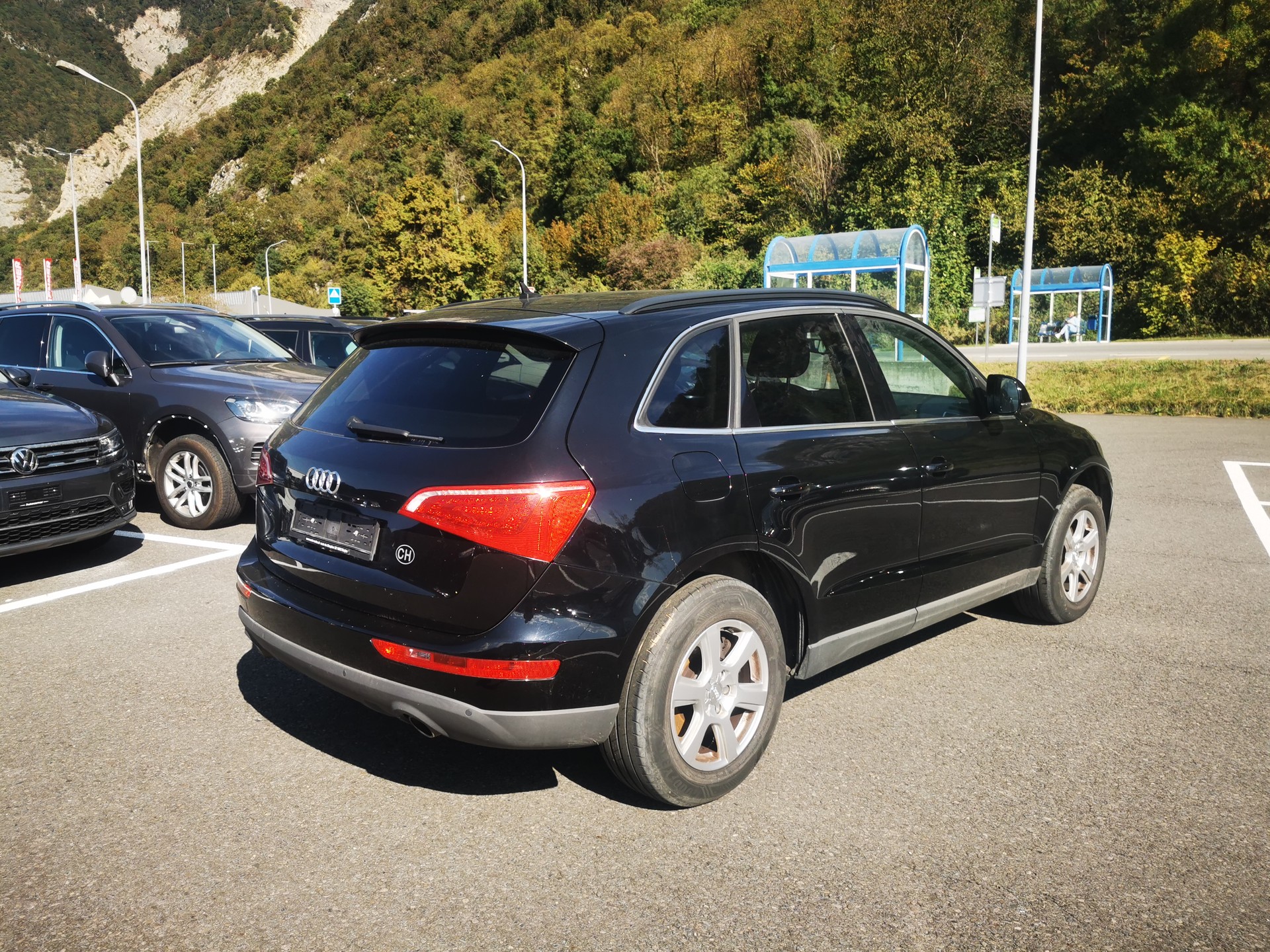AUDI Q5 3.0 TDI quattro S-tronic-image-4
