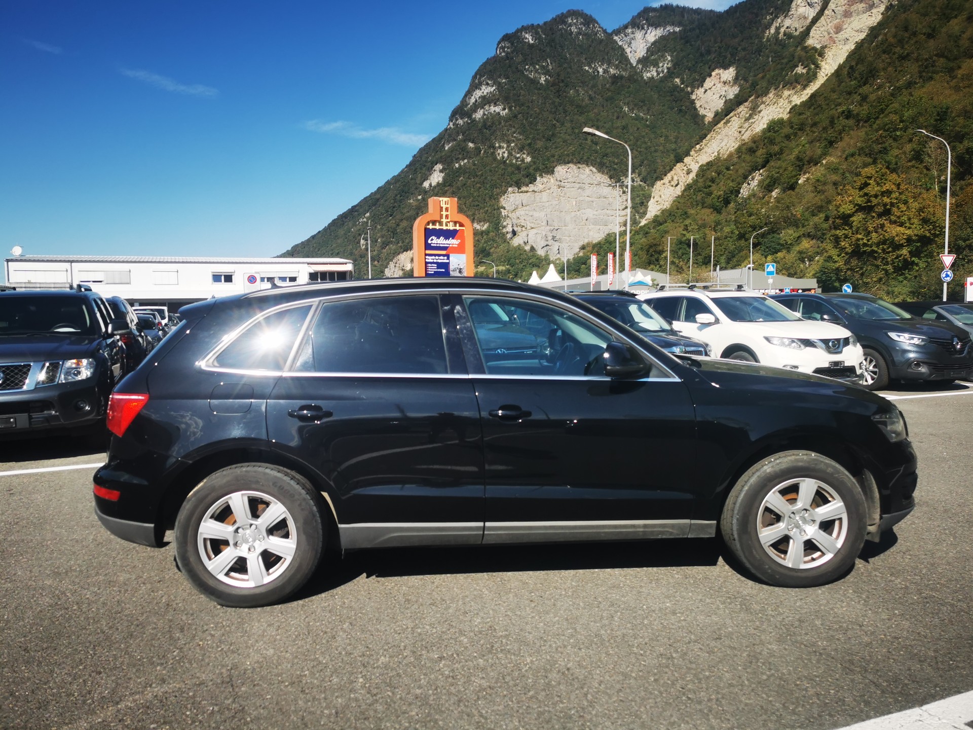 AUDI Q5 3.0 TDI quattro S-tronic-image-3