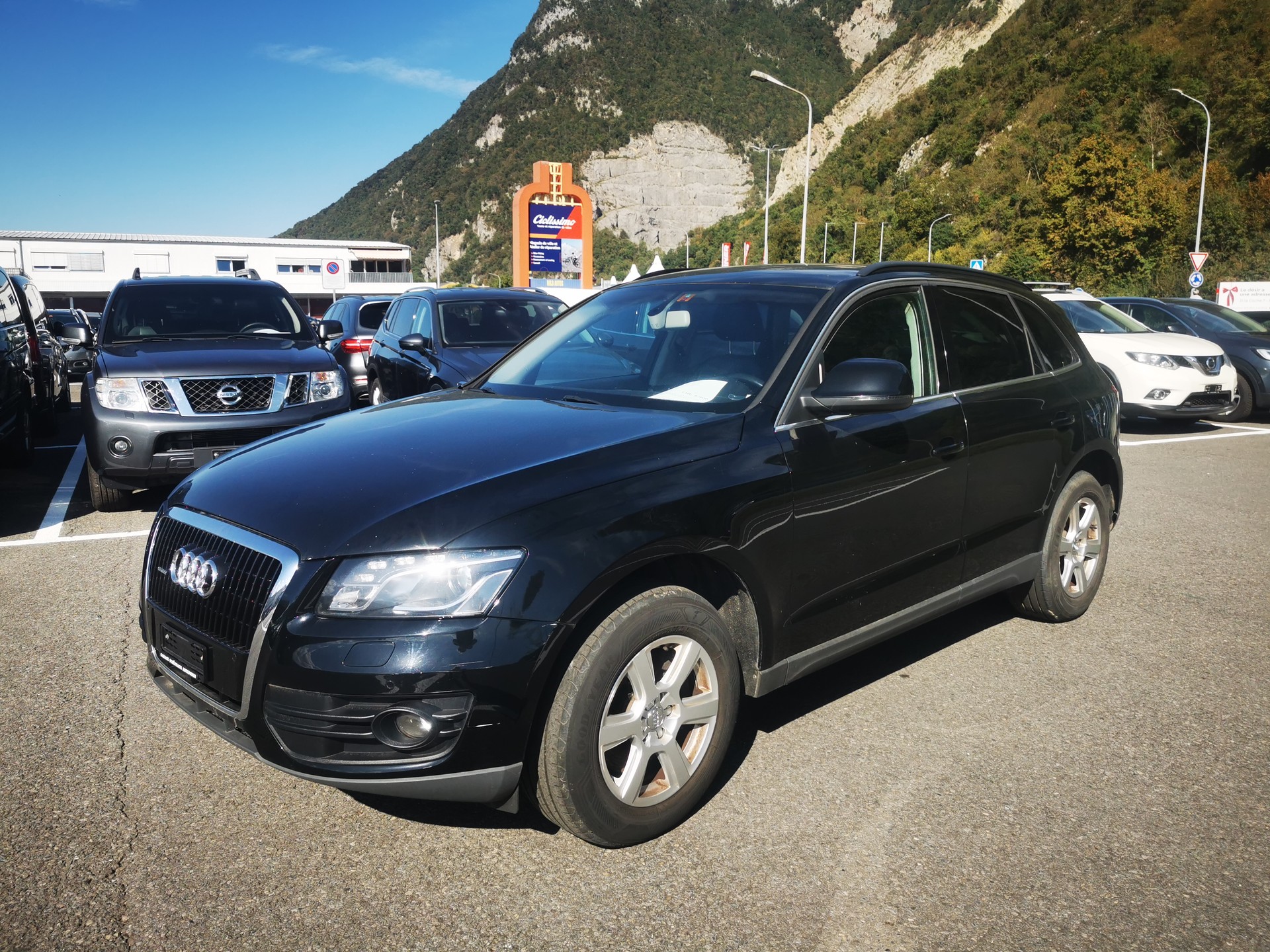 AUDI Q5 3.0 TDI quattro S-tronic-image-1
