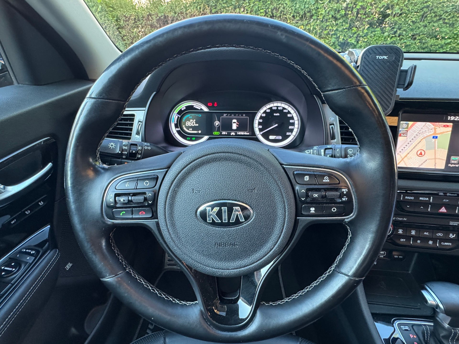 KIA Niro 1.6GDi Hybrid Style DCT-image-4
