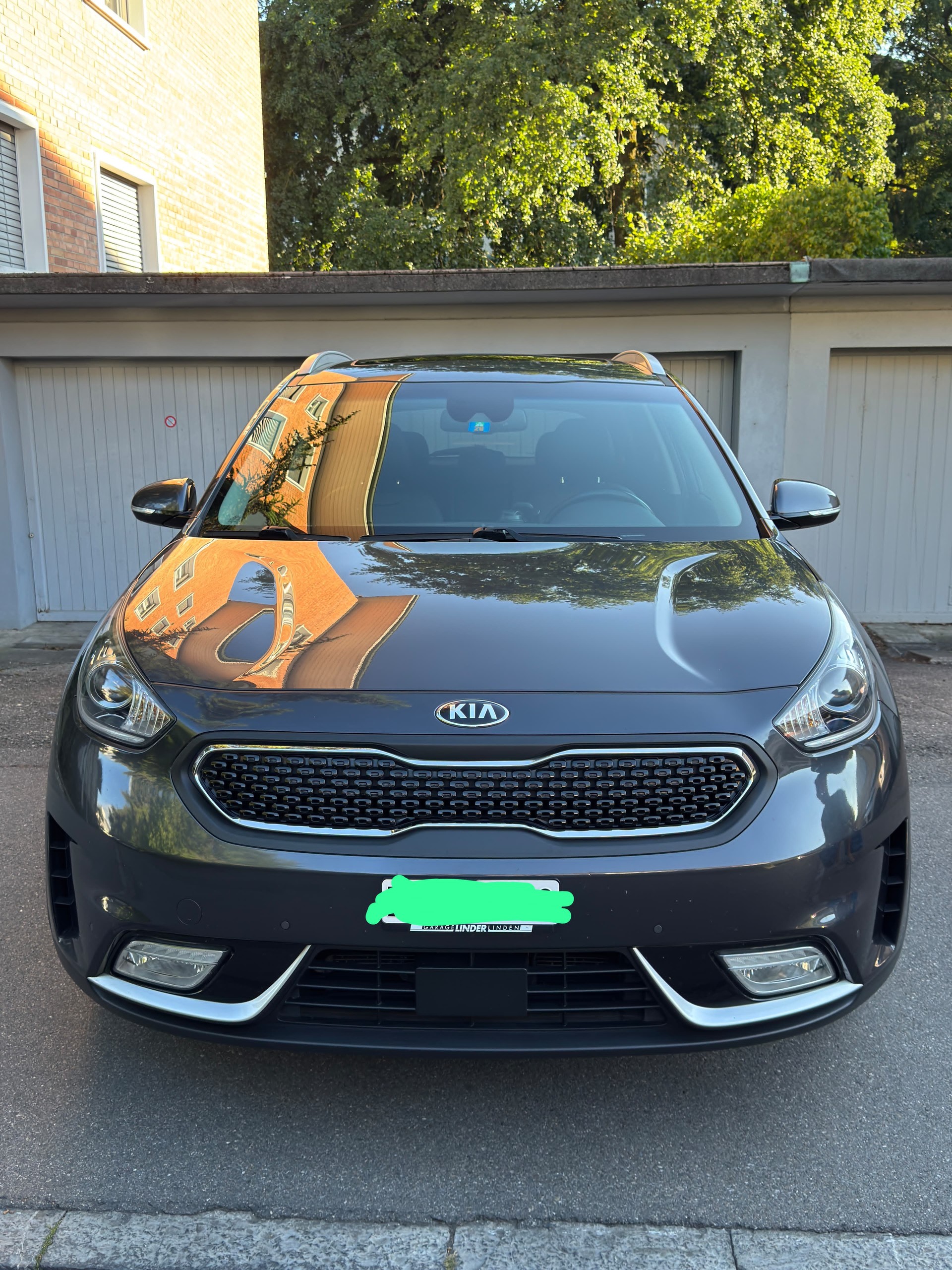KIA Niro 1.6GDi Hybrid Style DCT-image-0