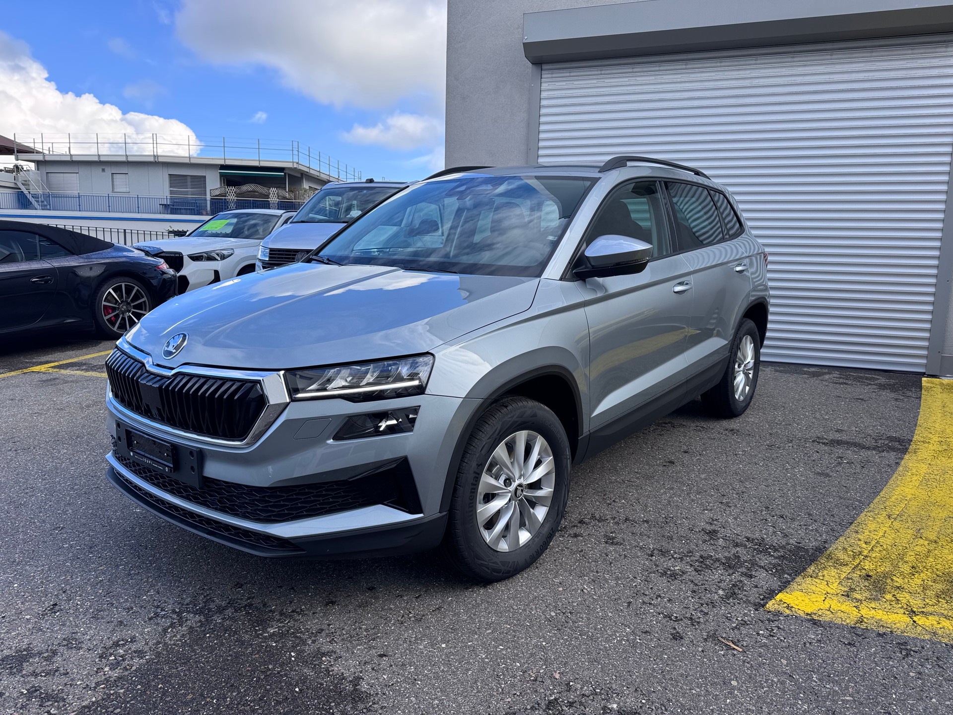 SKODA Karoq 1.5 TSI Selection DSG-image-1