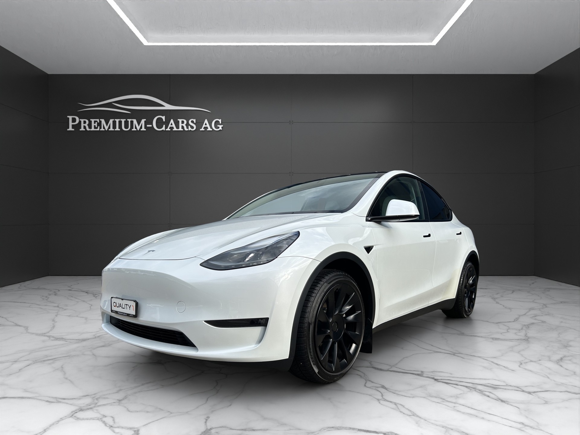 TESLA Model Y Long Range Dual Motor AWD / Model 2023-image-1