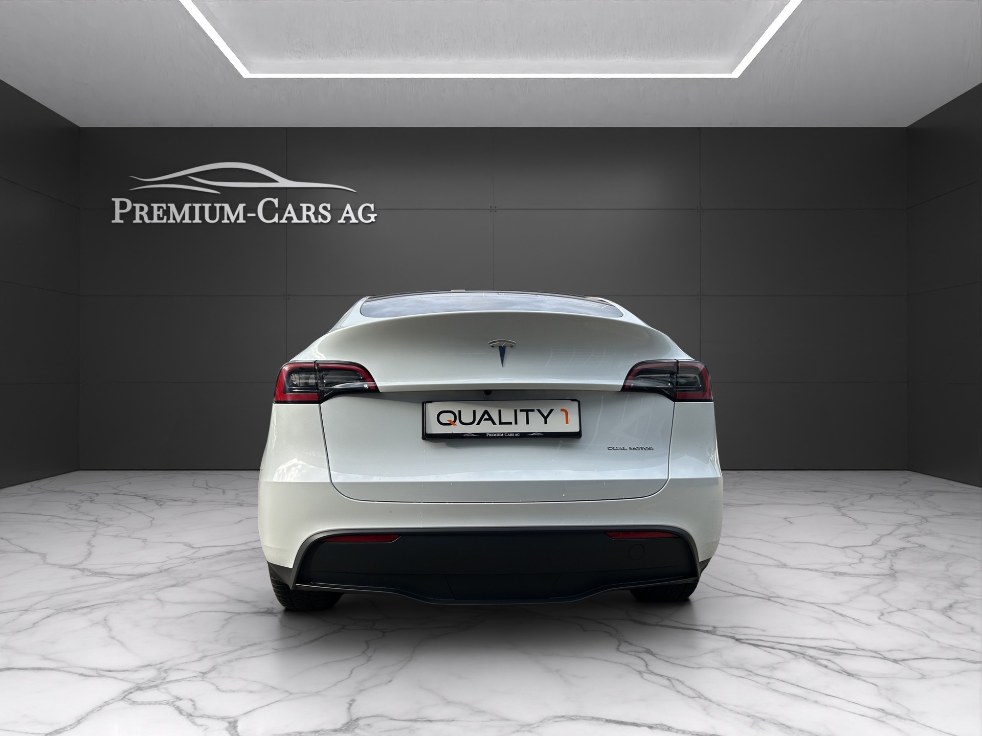 TESLA Model Y Long Range Dual Motor AWD / Model 2023-image-4