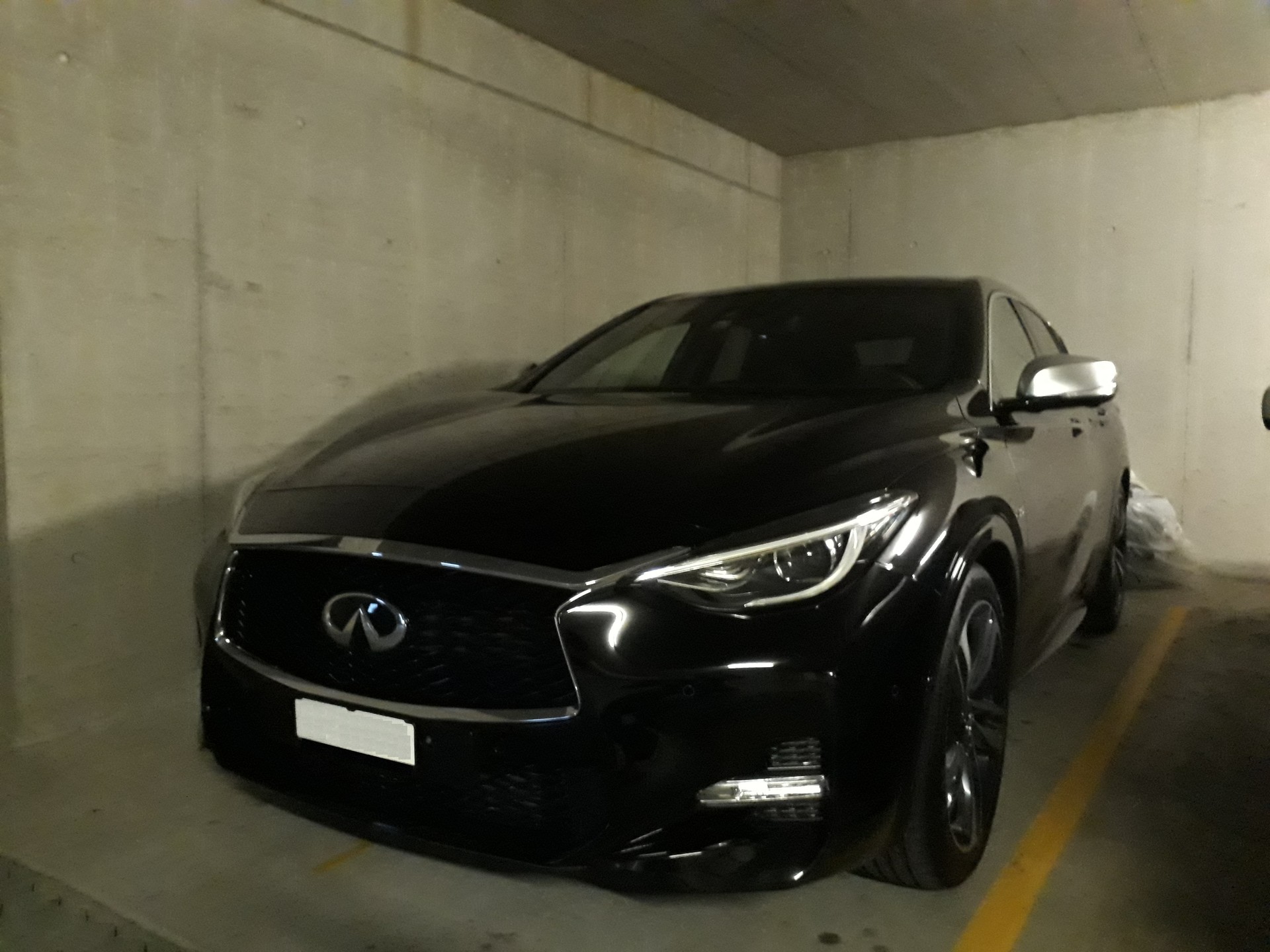 INFINITI 2.0t Sport City DCT AWD-image-2