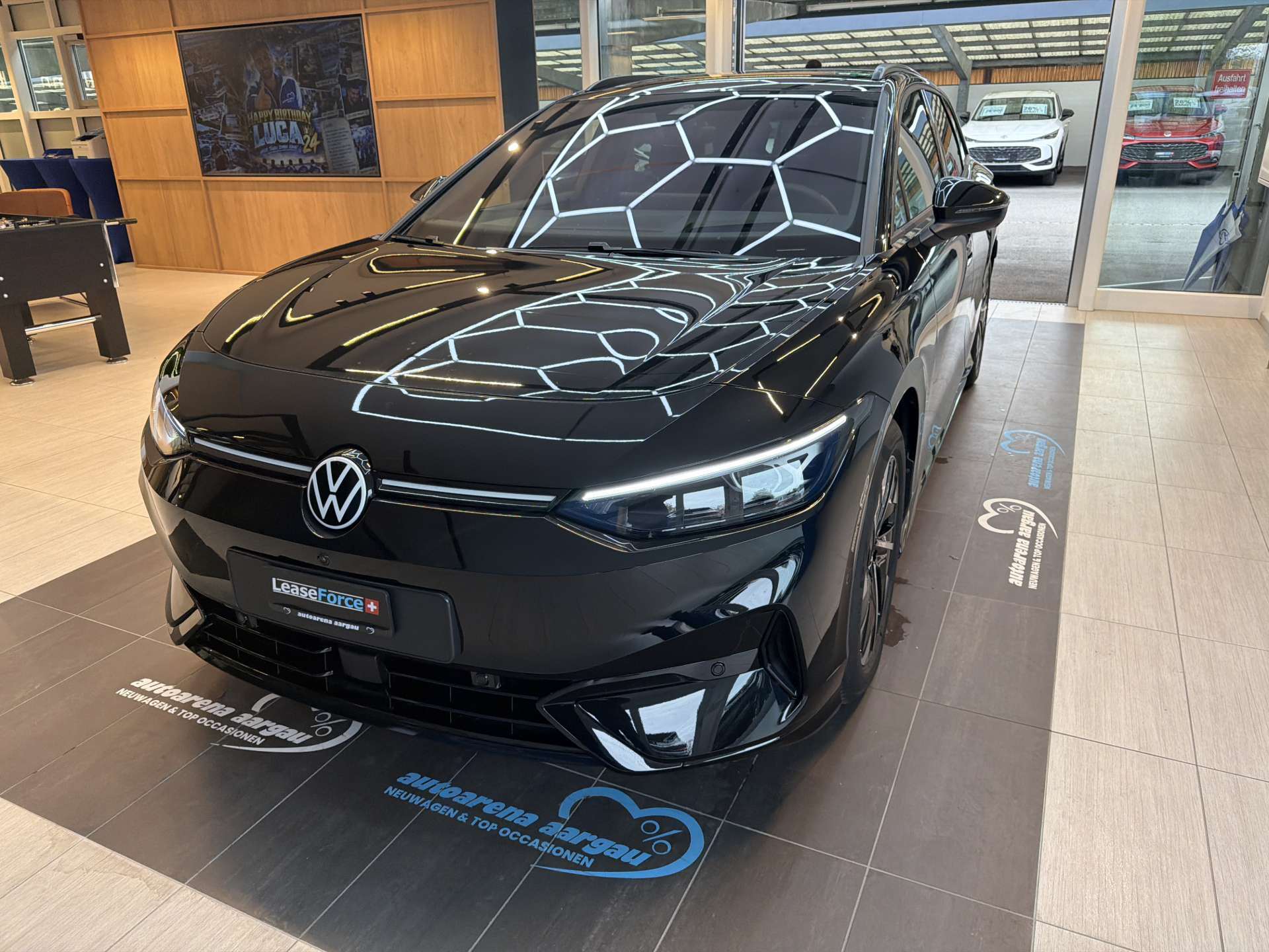 VW ID.7 Tourer Limited Edition 77kWh 285PS Automat-image-0