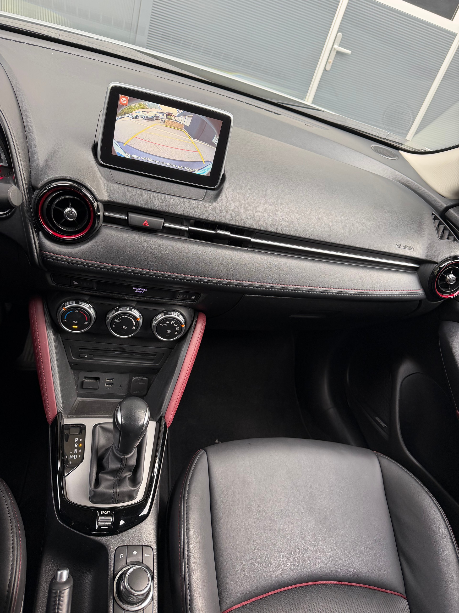 MAZDA CX-3 2.0 Revolution FWD Skyactiv Drive-image-14