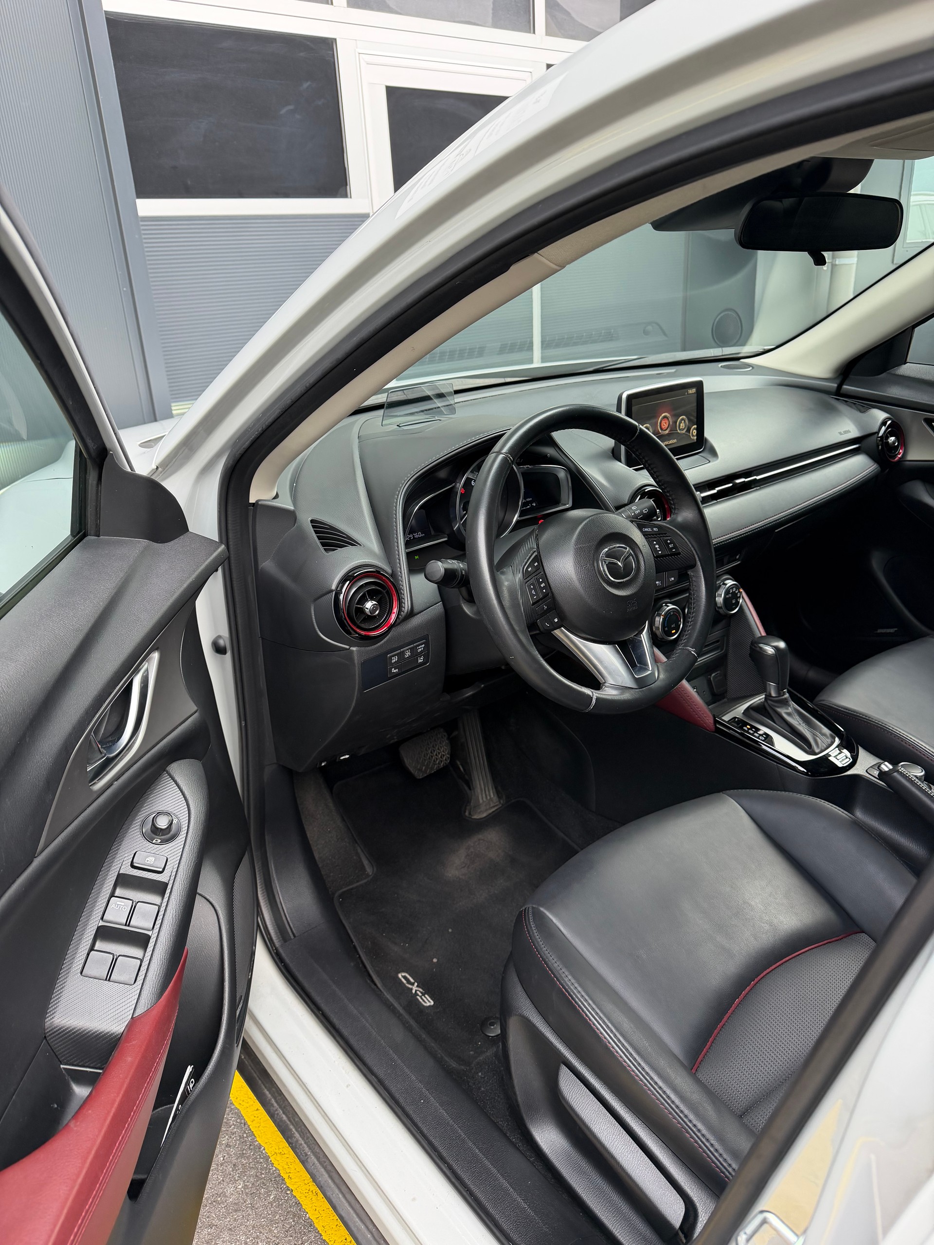 MAZDA CX-3 2.0 Revolution FWD Skyactiv Drive-image-12