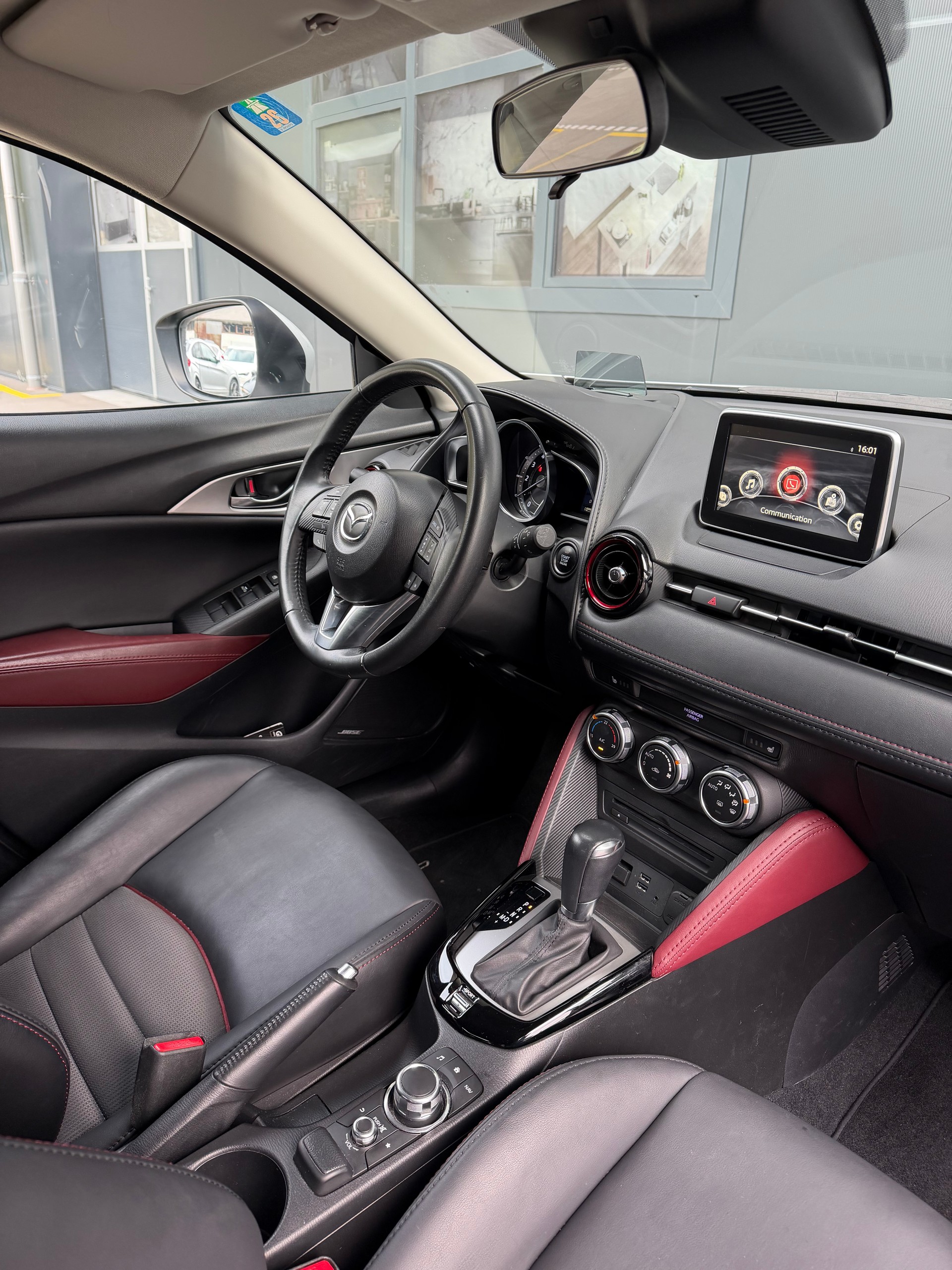 MAZDA CX-3 2.0 Revolution FWD Skyactiv Drive-image-11