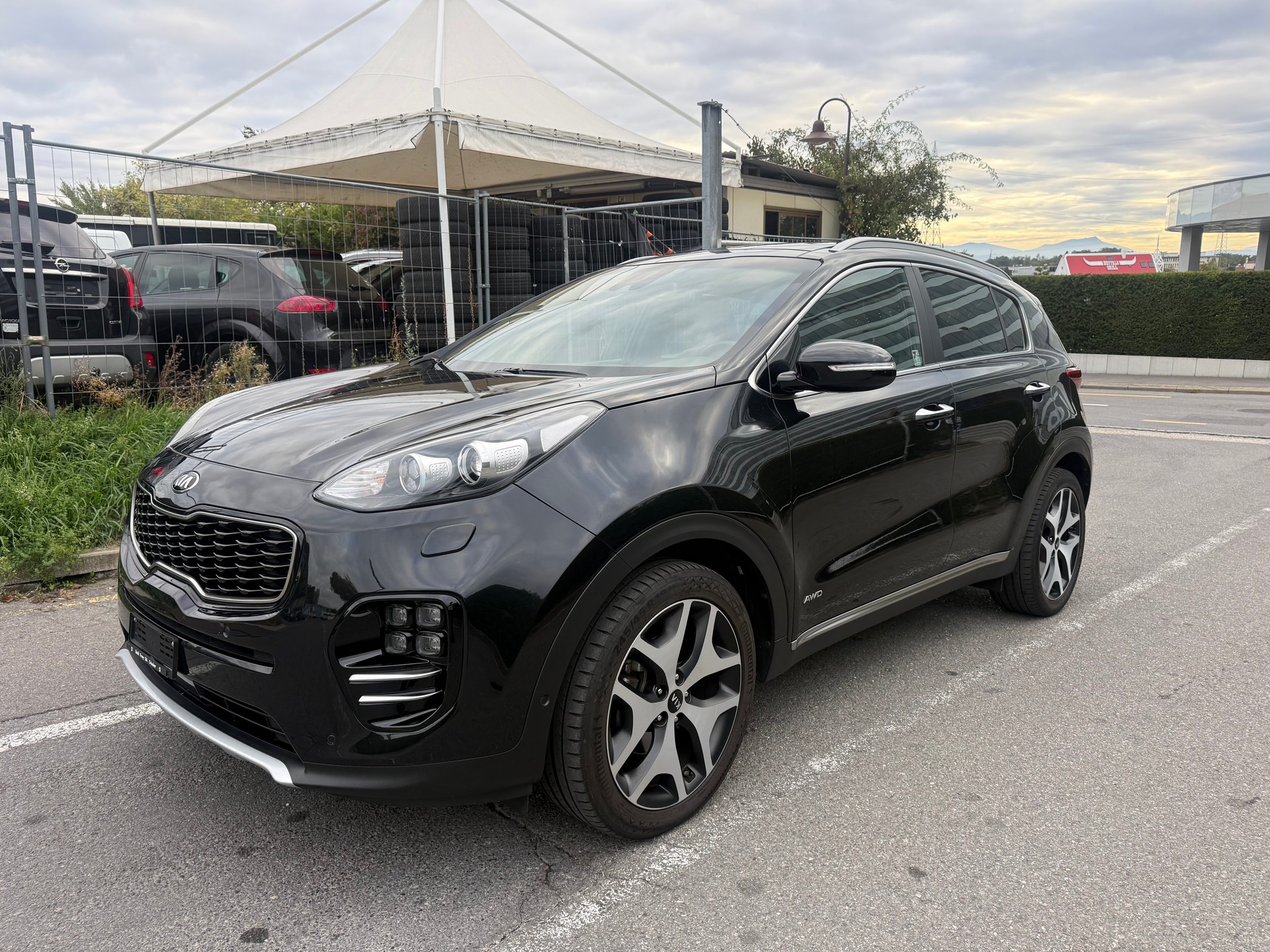 KIA Sportage 2.0CRDi Style GT Line 4WD Automat-image-2