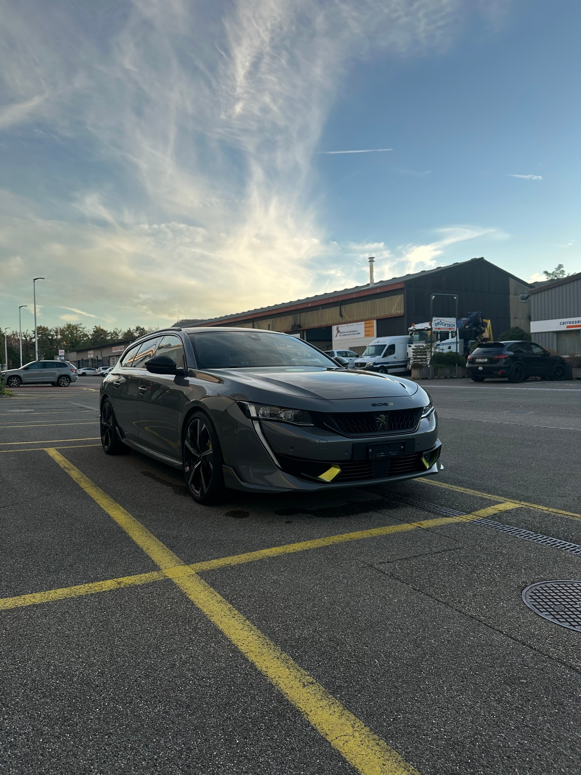 PEUGEOT 1.6 Plug-in Hybrid4 PSE-image-3