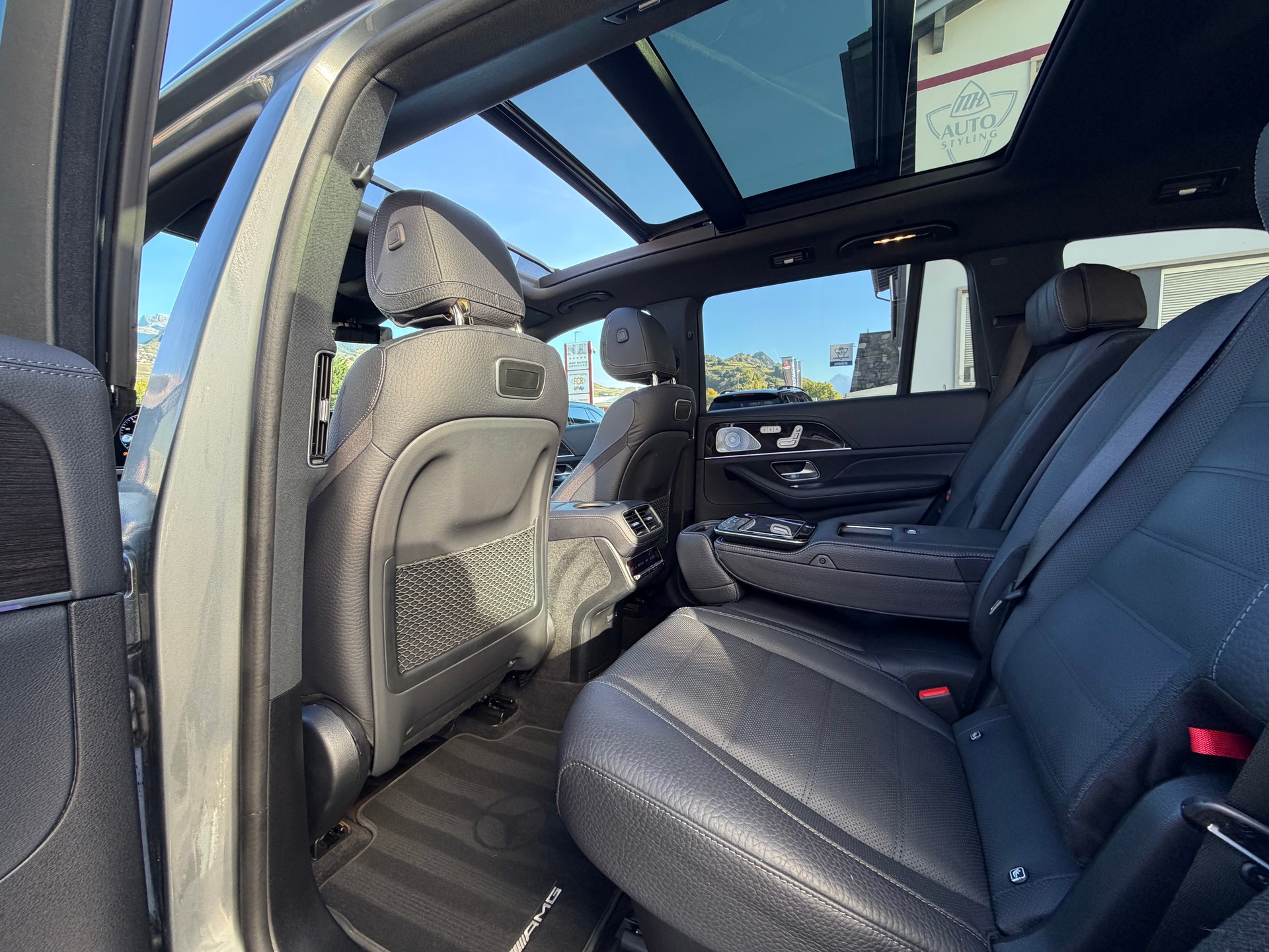 MERCEDES-BENZ GLS 400 d 4Matic AMG Line 9G-Tronic-image-6