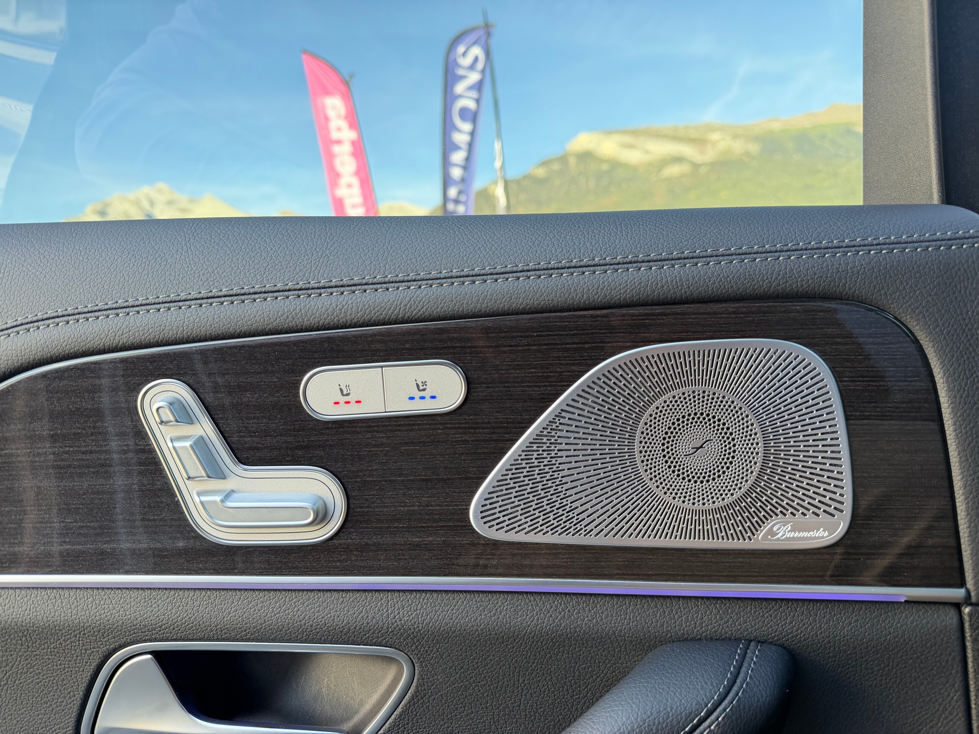 MERCEDES-BENZ GLS 400 d 4Matic AMG Line 9G-Tronic-image-12