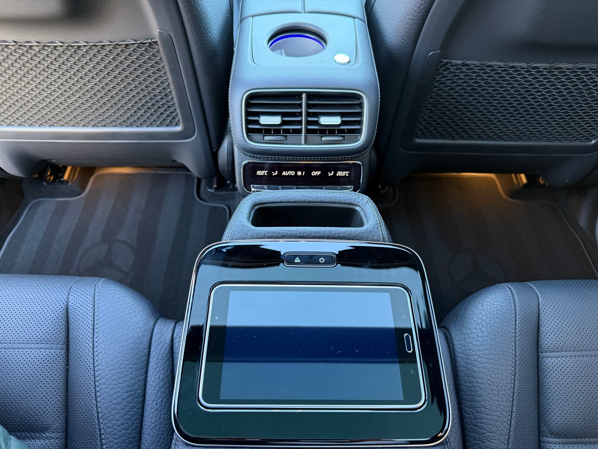 MERCEDES-BENZ GLS 400 d 4Matic AMG Line 9G-Tronic-image-9