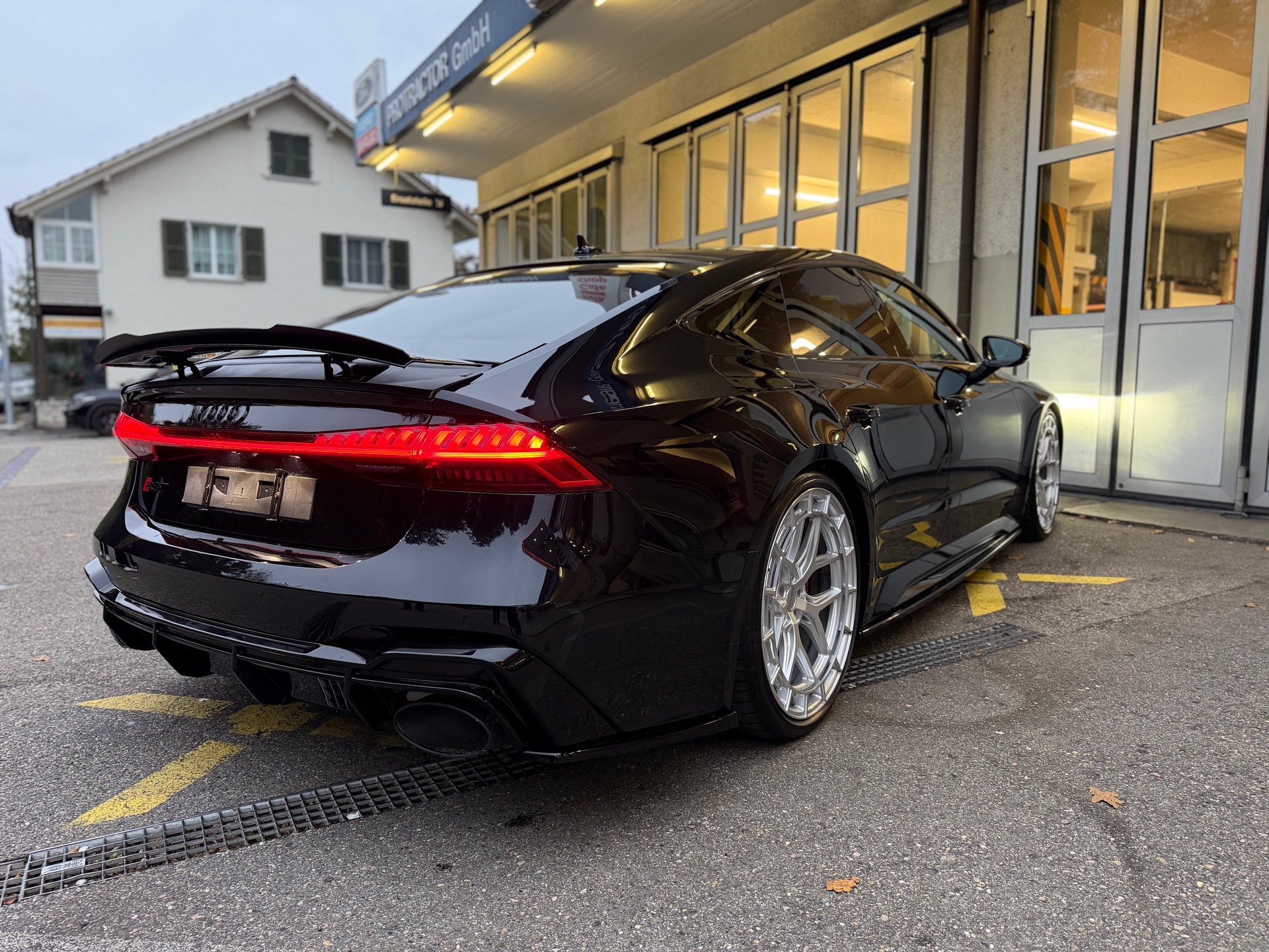 AUDI RS7 Sportback MHEV-image-4