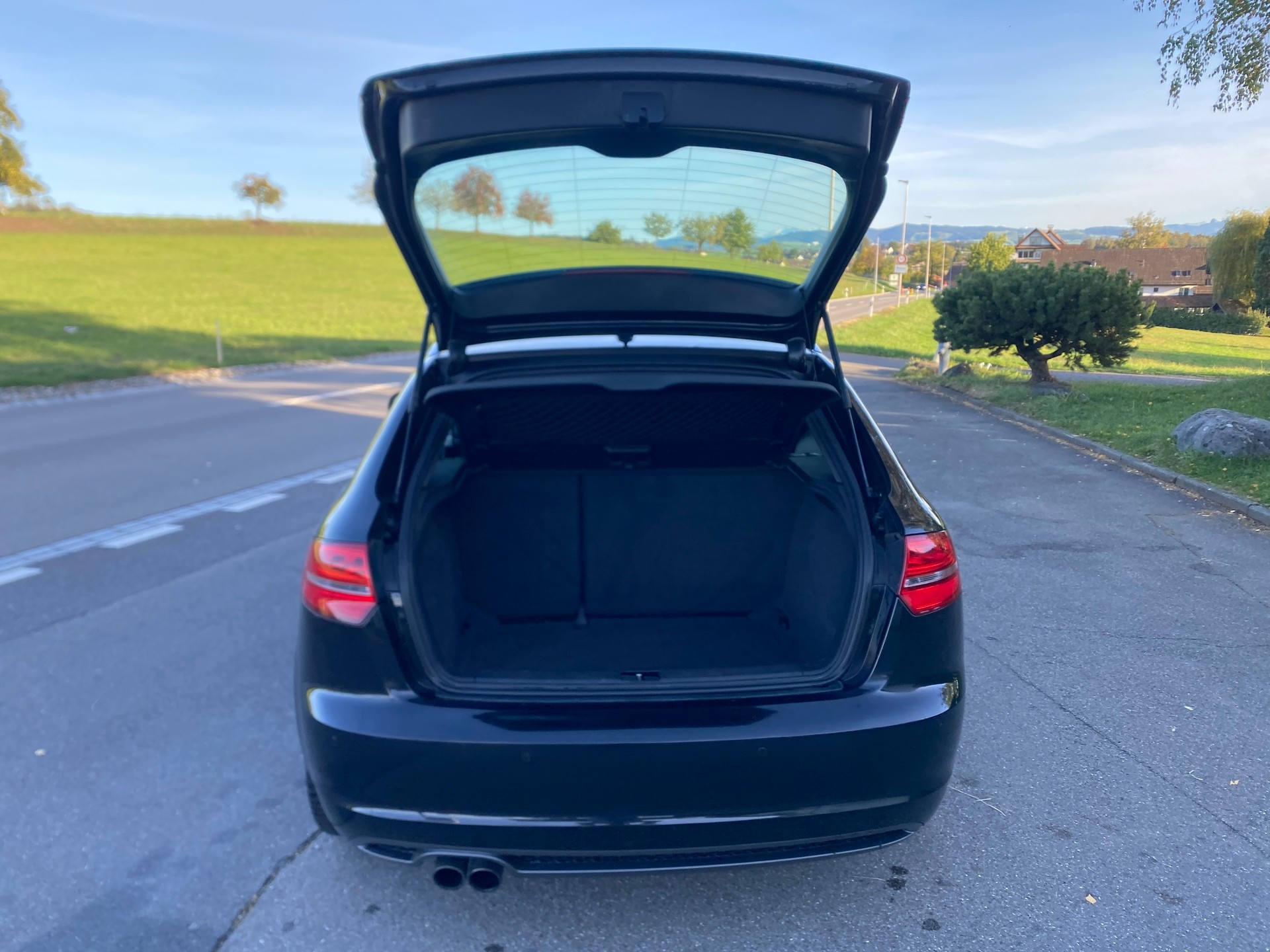 AUDI A3 Sportback 2.0 TFSI Style S-tronic-image-6