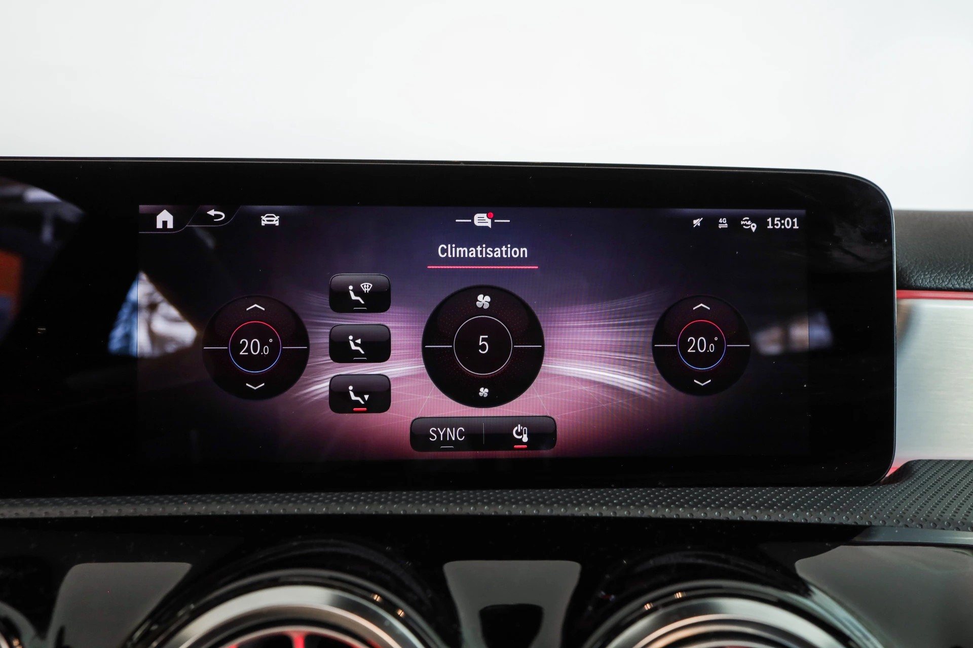 MERCEDES-BENZ A 180 7G-DCT Pack Premium Plus / Head-up display / Caméras 360°-image-14
