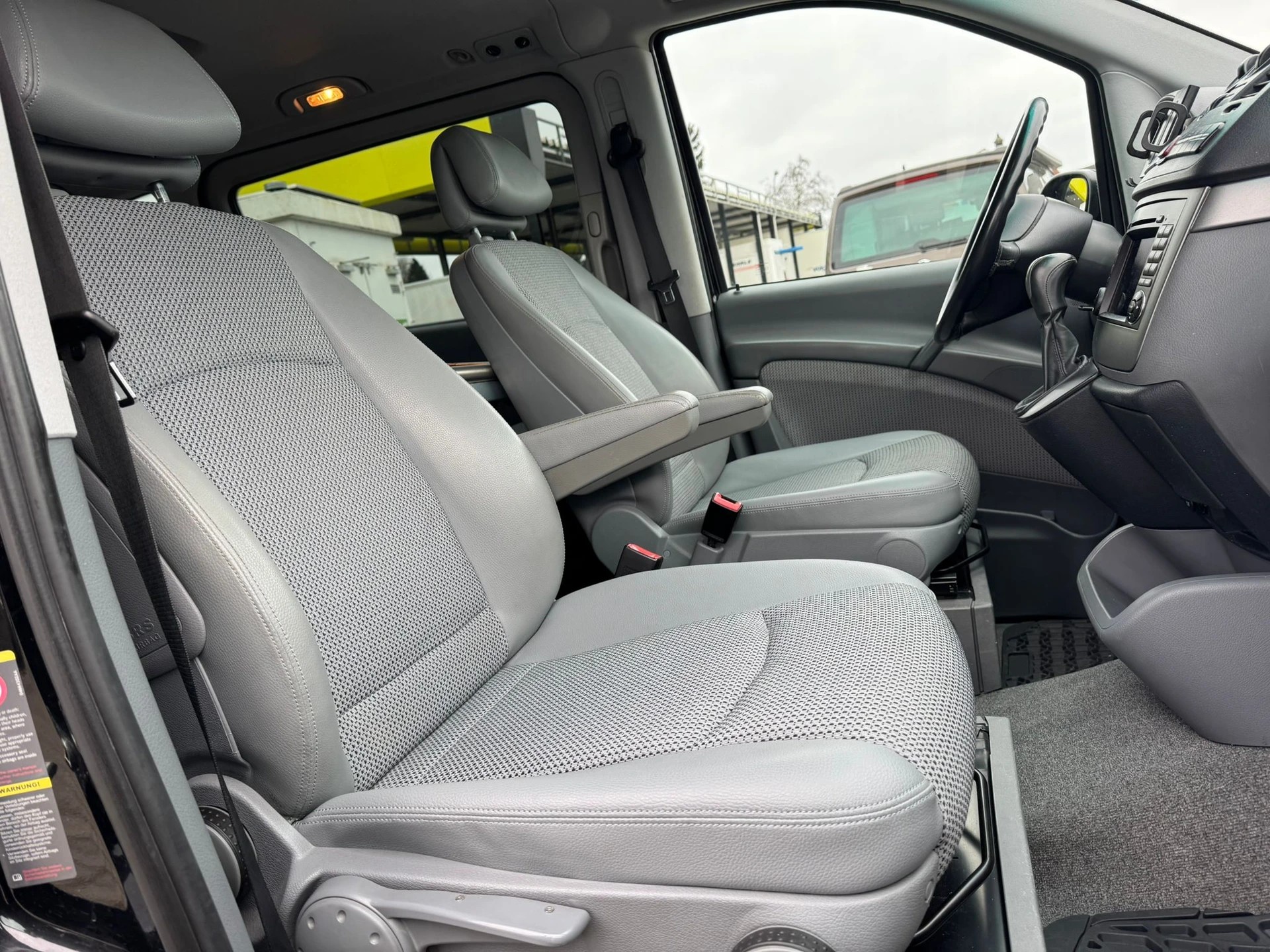 MERCEDES-BENZ Viano 2.2 CDI Trend-image-15