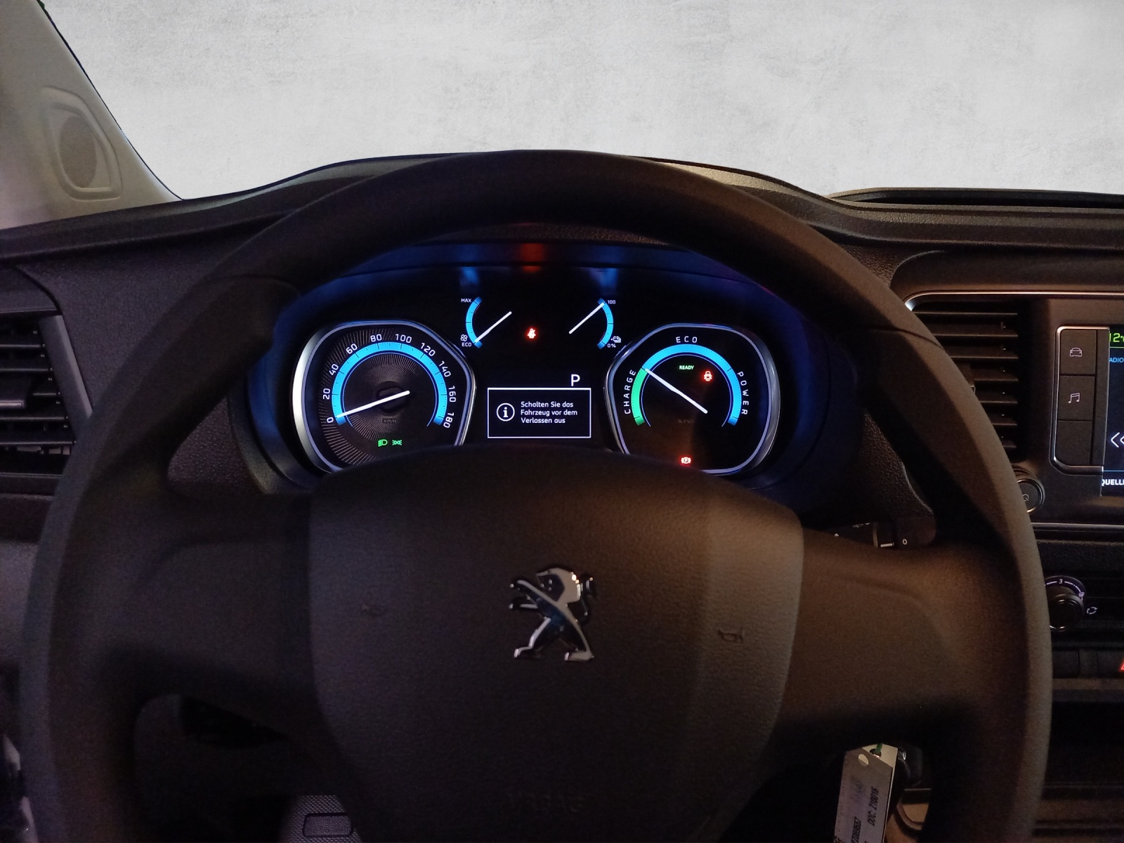PEUGEOT e-Expert Kaw. Standard 50 kWh-image-10