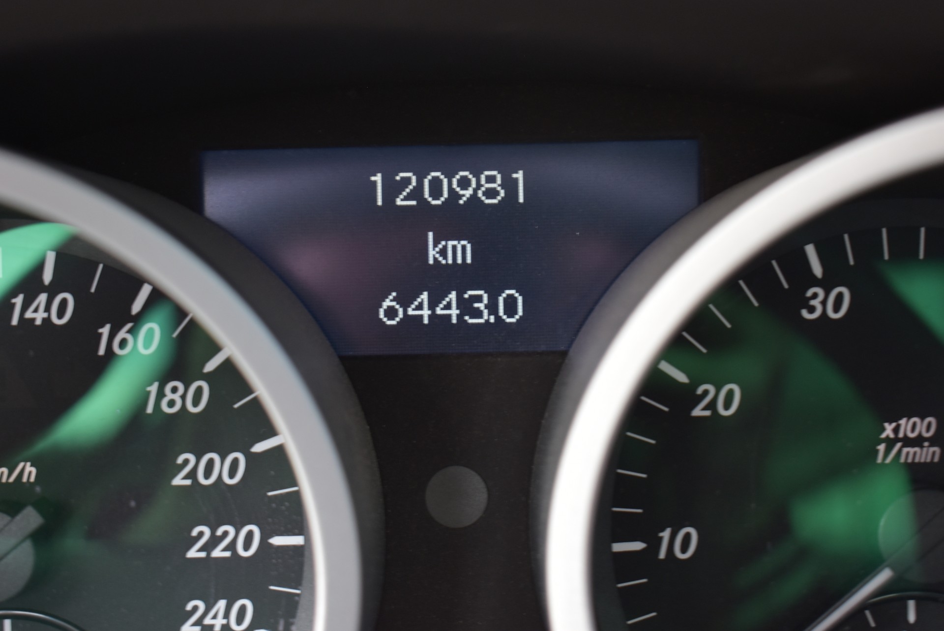 MERCEDES-BENZ SLK 200 Kompressor-image-11