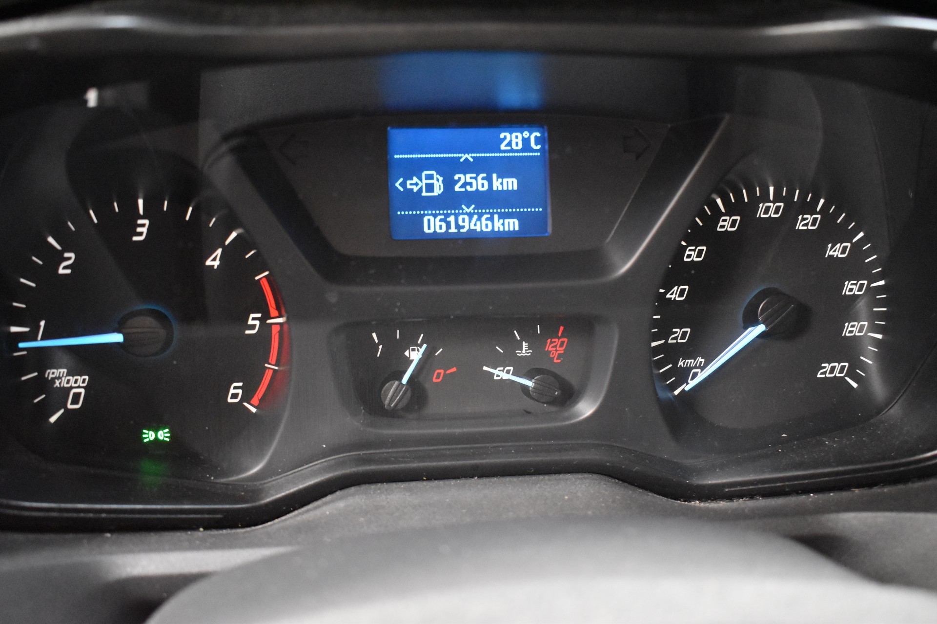 FORD Transit Van 310 L2H2 2.2 TDCi ECO 125 Ambiente-image-12