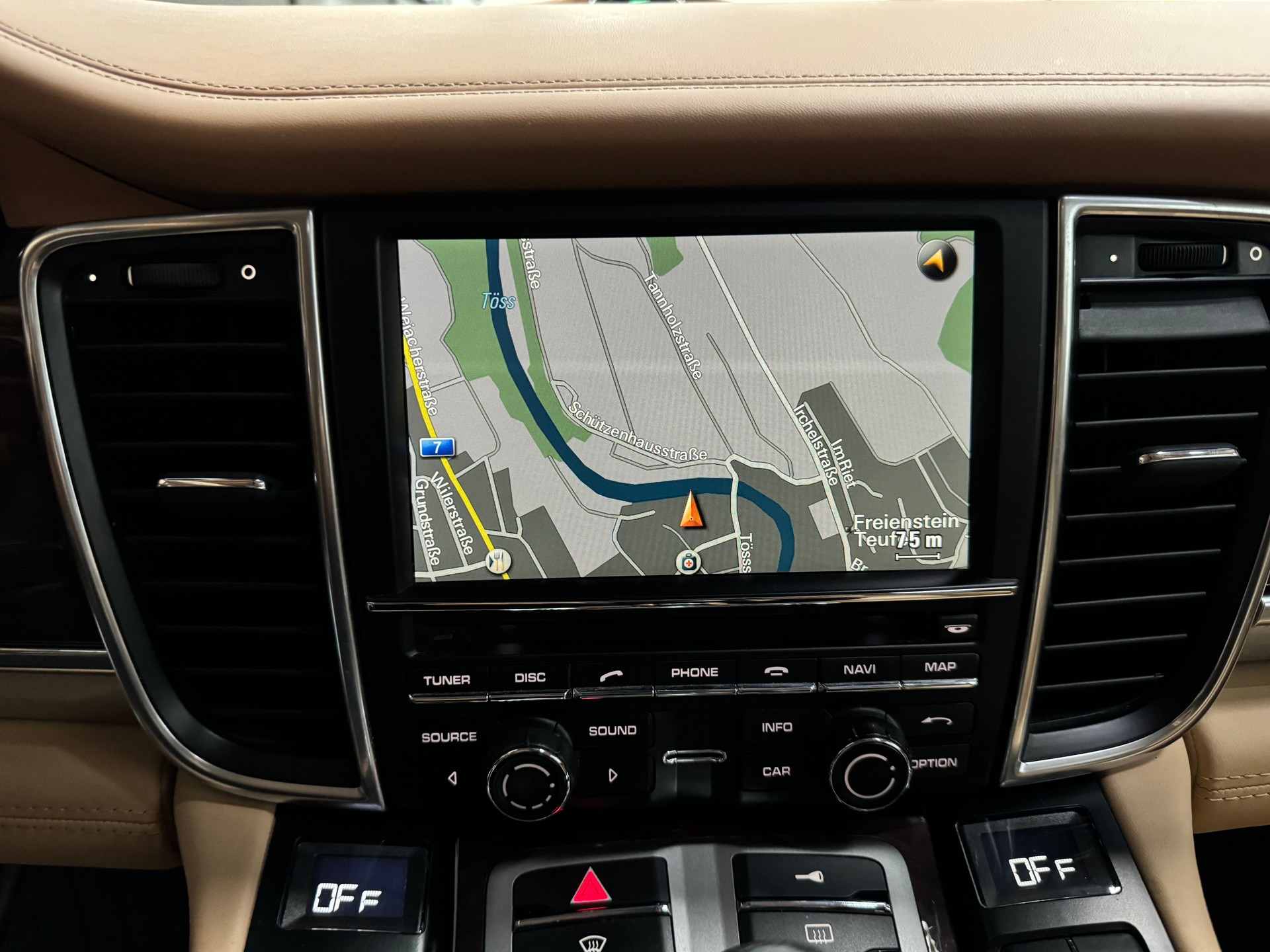 PORSCHE Panamera Turbo 4.8 PDK-image-21