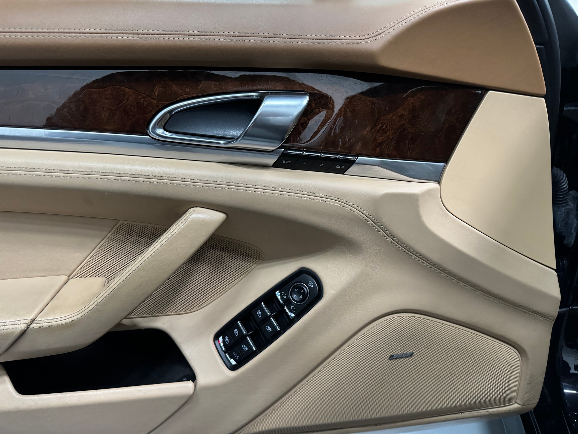 PORSCHE Panamera Turbo 4.8 PDK-image-19