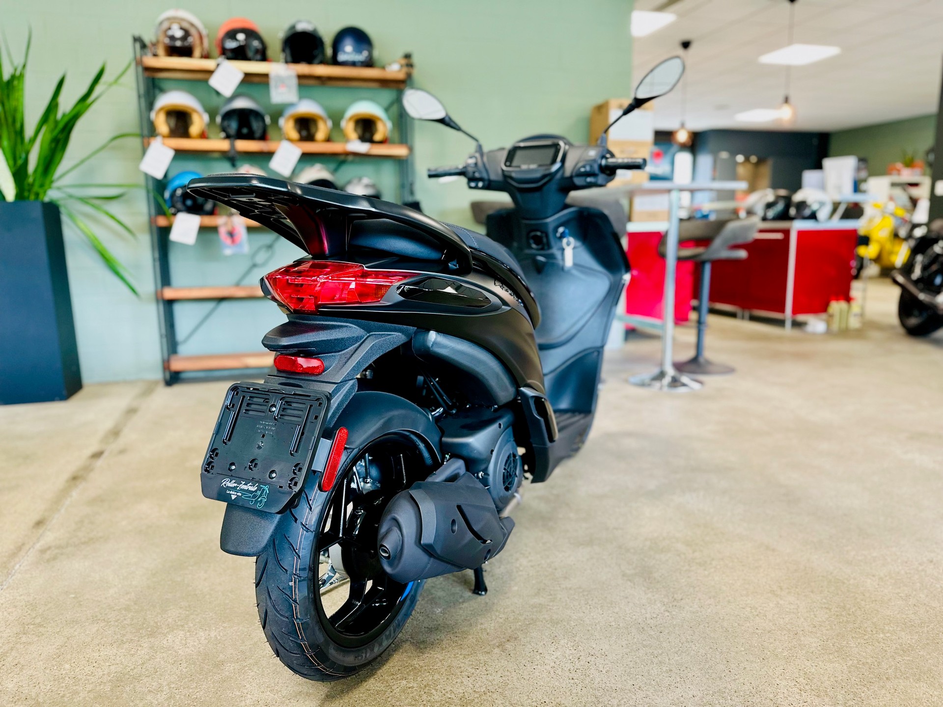 PIAGGIO Liberty 125 Sport-showroom-element-2