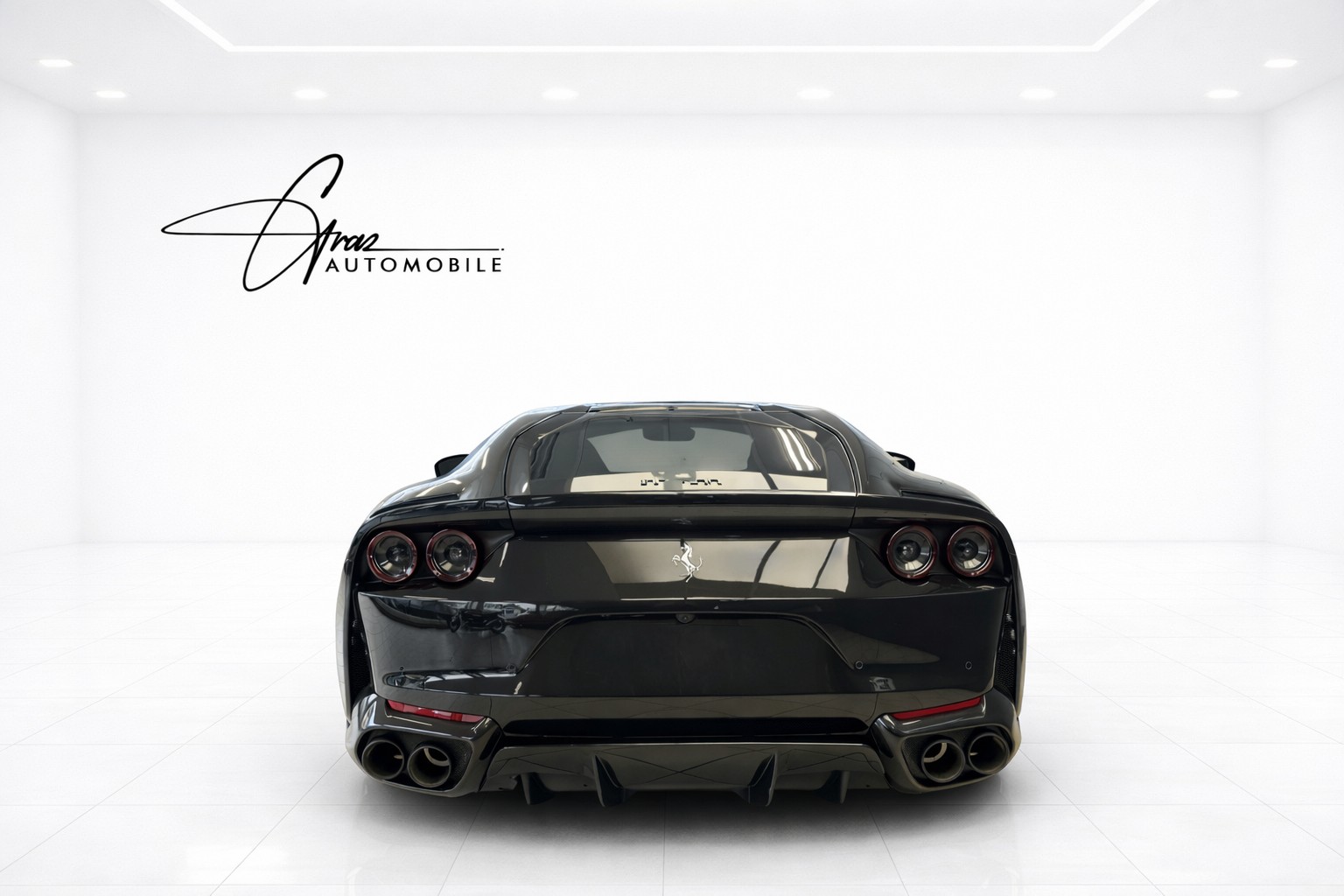 FERRARI 812 Superfast-image-4