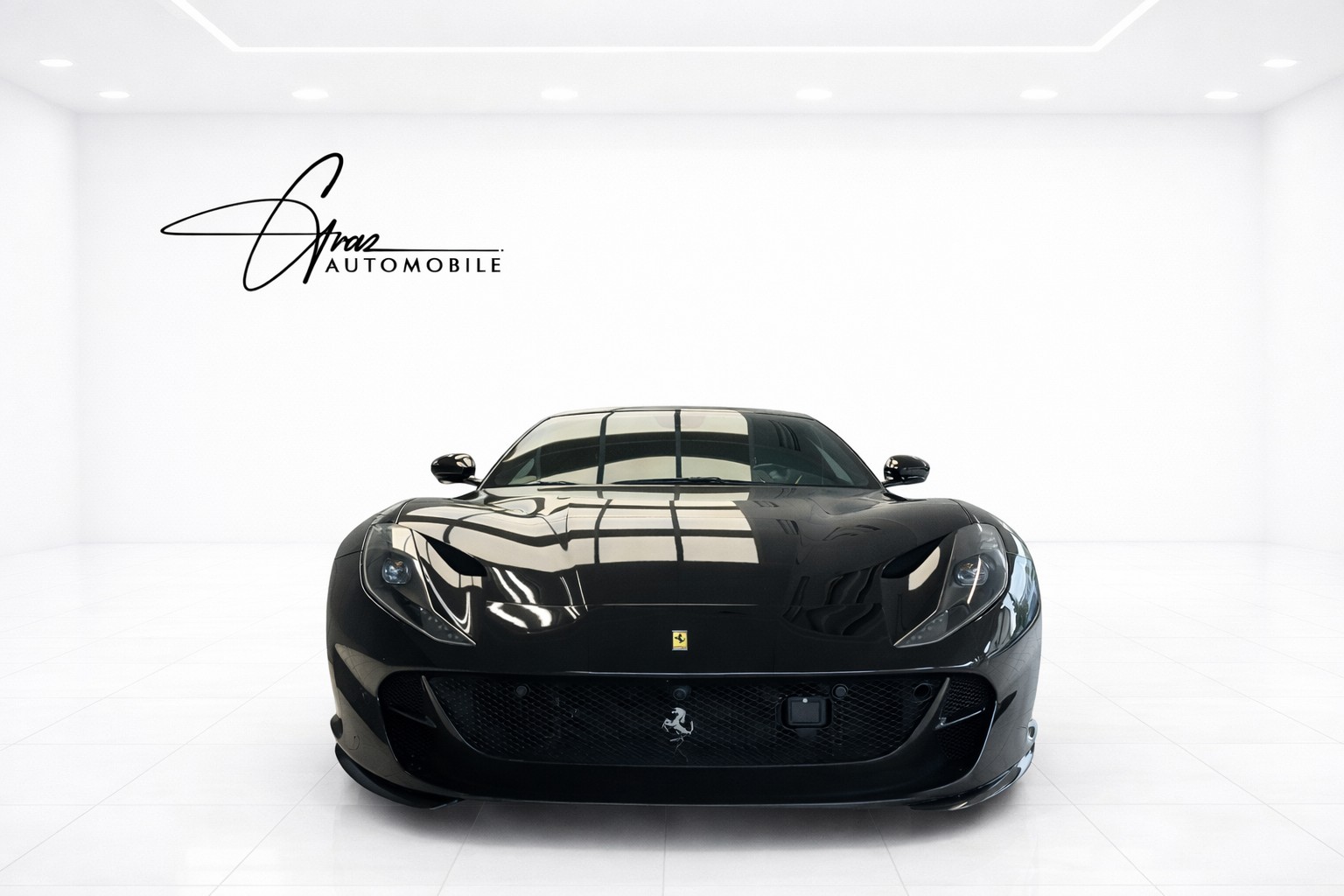 FERRARI 812 Superfast-image-3