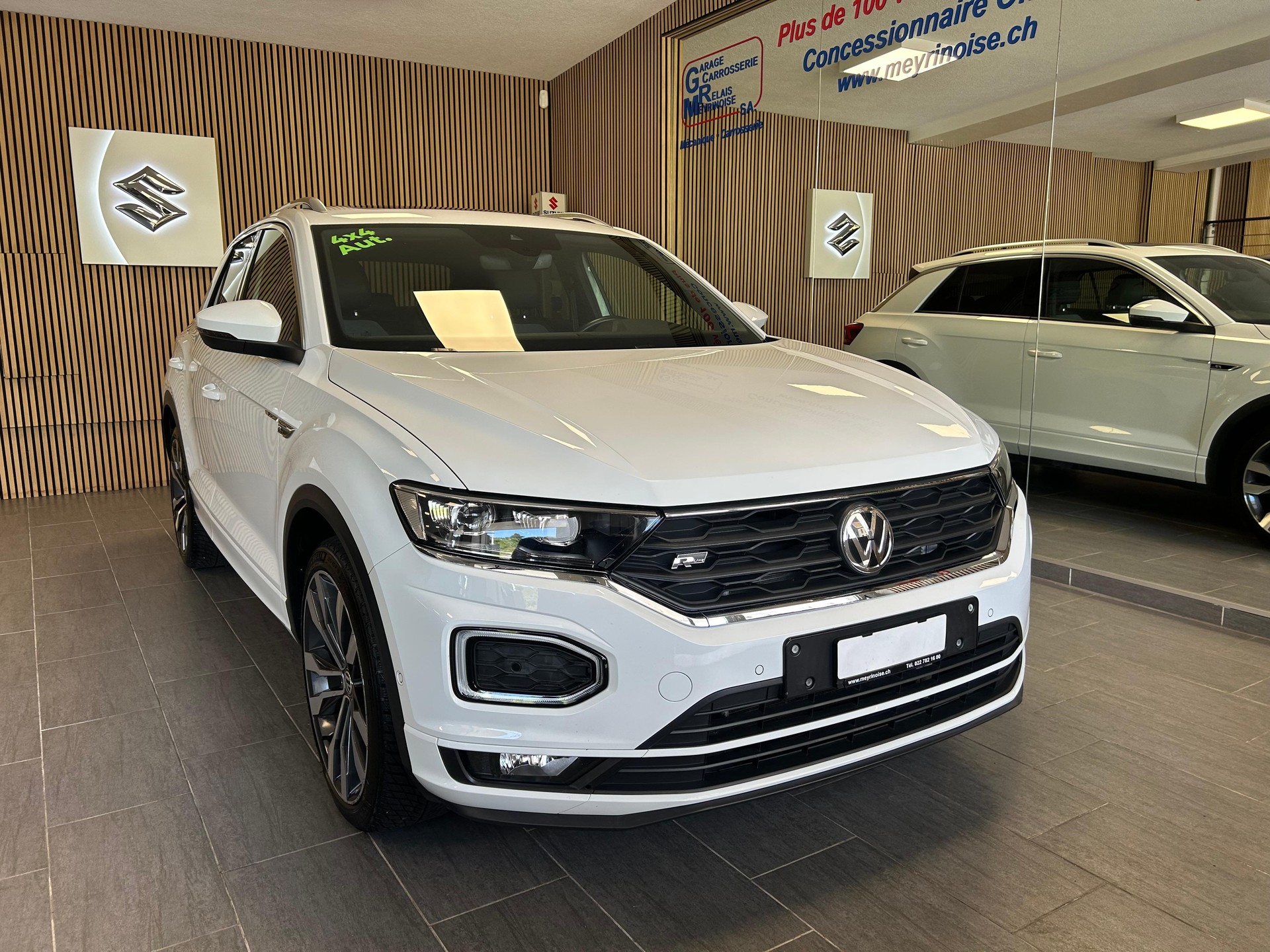 VW T-Roc 2.0 TSI R-Line DSG 4motion-image-3