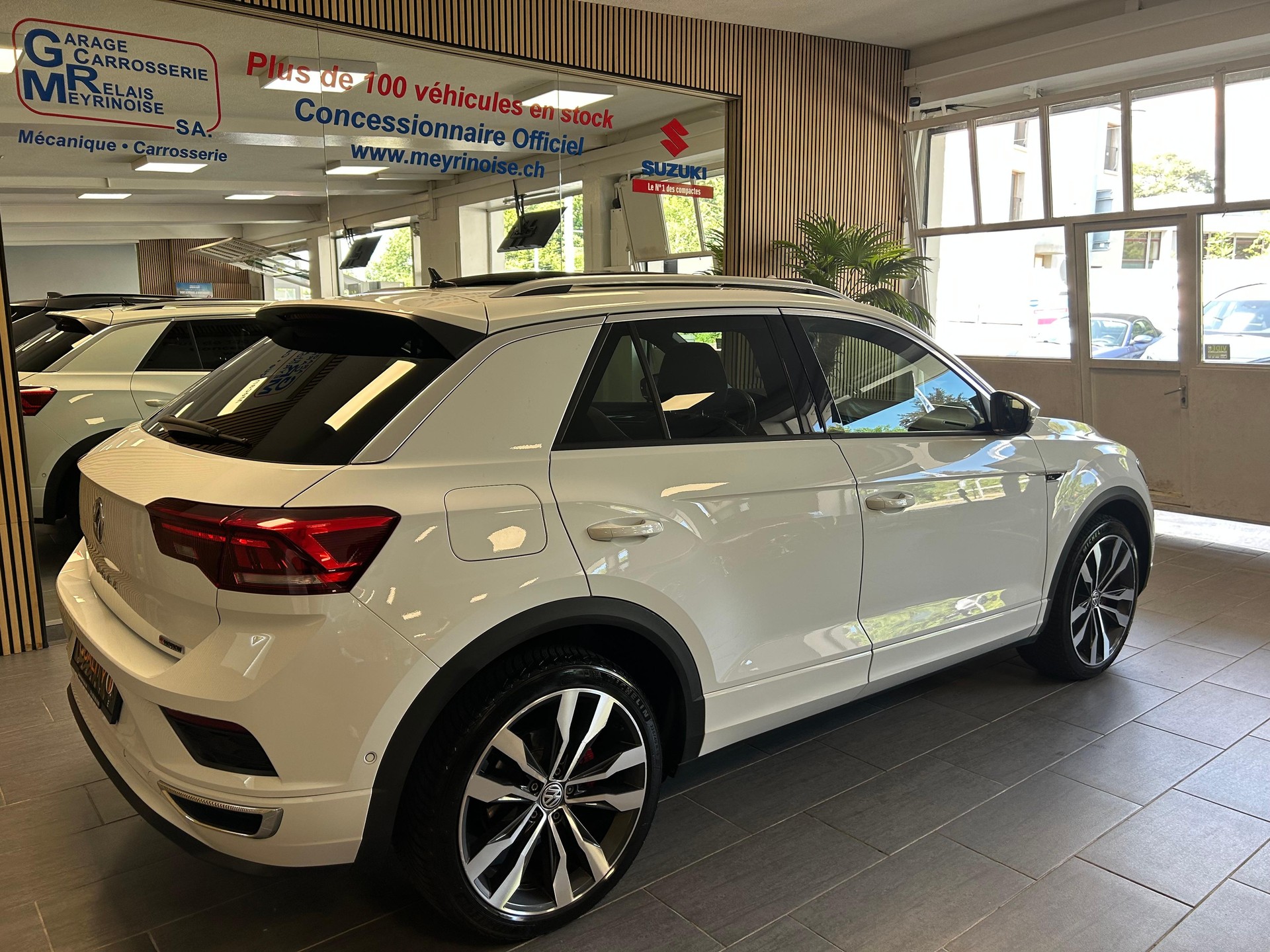 VW T-Roc 2.0 TSI R-Line DSG 4motion-image-8