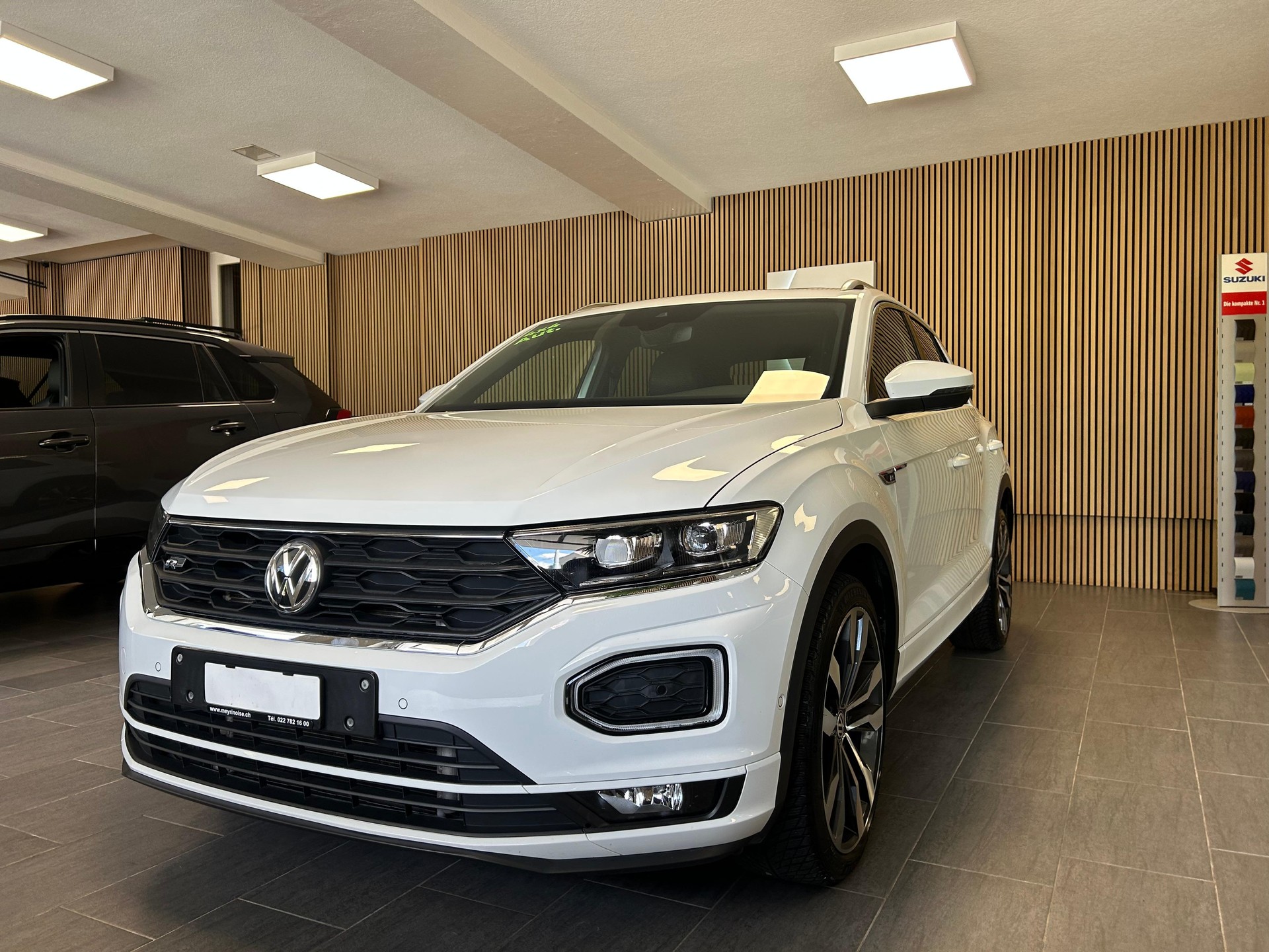 VW T-Roc 2.0 TSI R-Line DSG 4motion-image-5