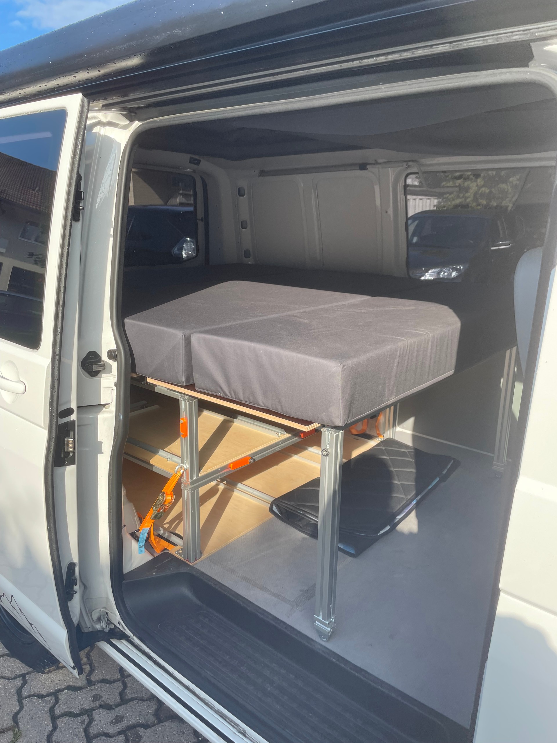 VW T5 2.0 TDI 4Motion-image-6