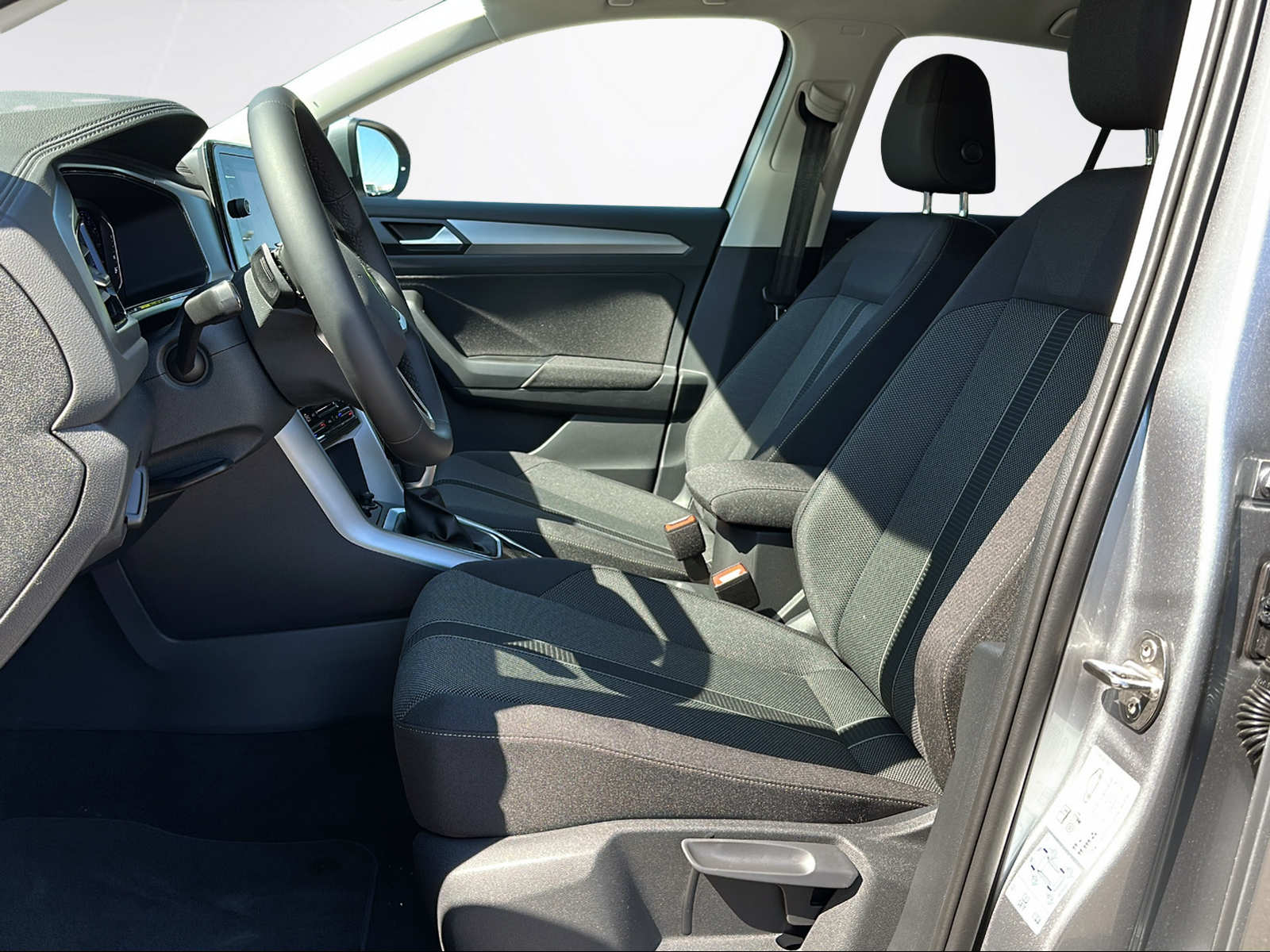VW T-Roc 1.5 TSI EVO Life United DSG-image-7