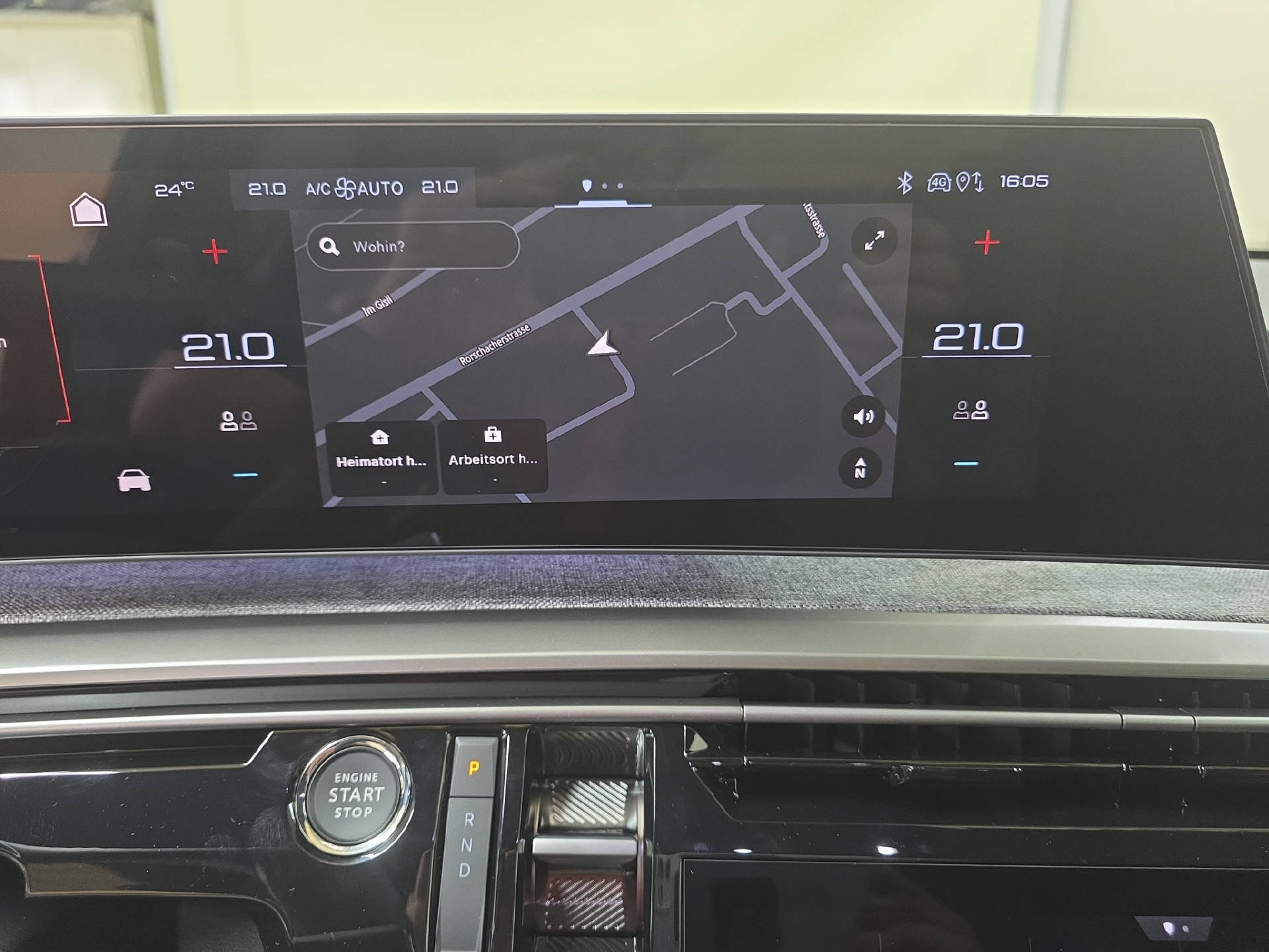 PEUGEOT E-3008 Launch Edition 4x4-image-8