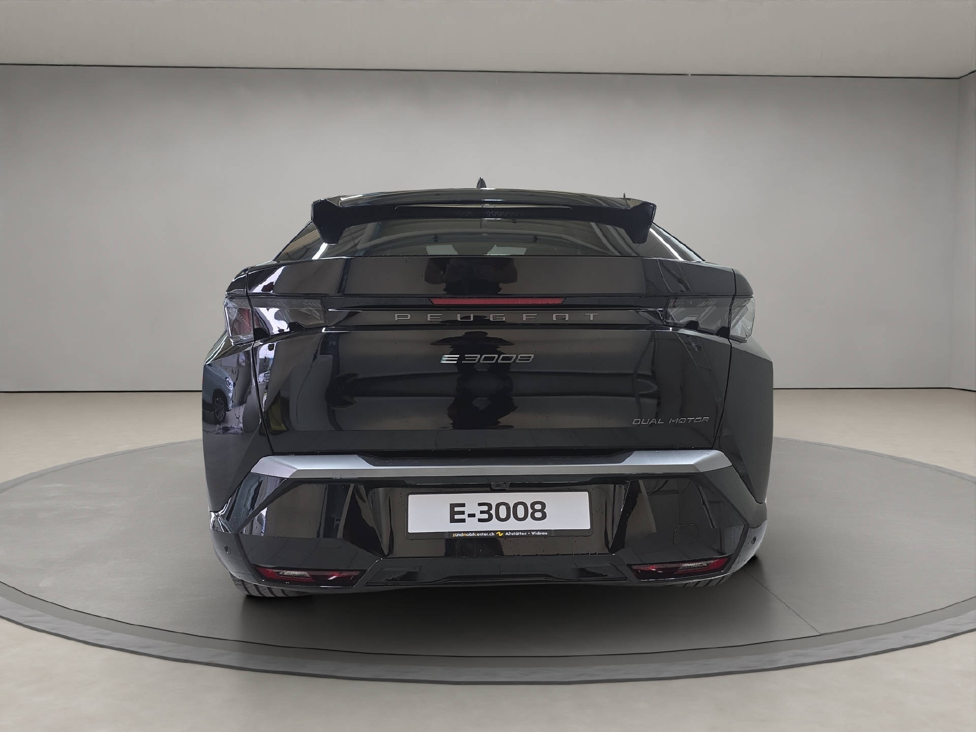 PEUGEOT E-3008 Launch Edition 4x4-image-3