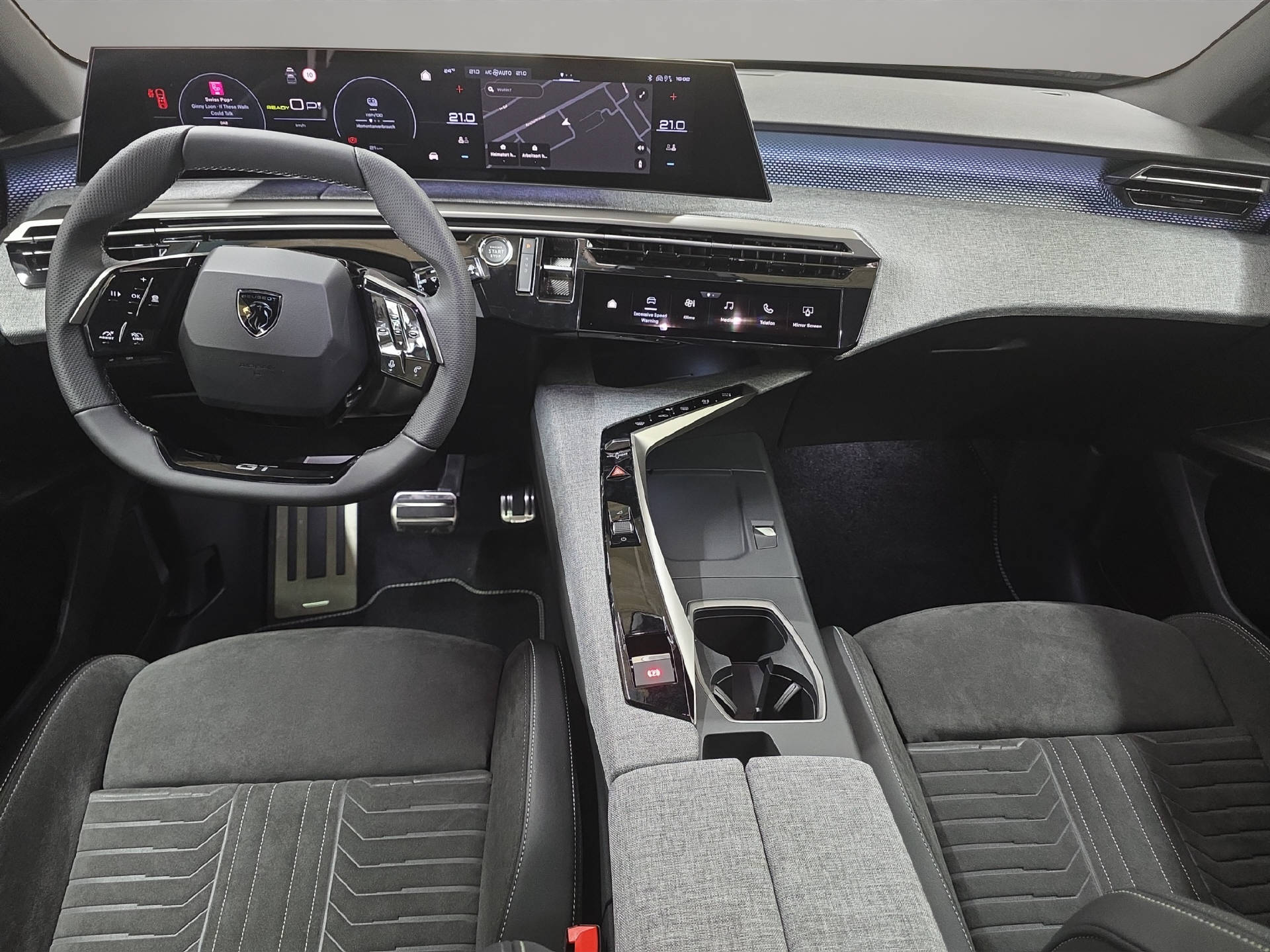 PEUGEOT E-3008 Launch Edition 4x4-image-6