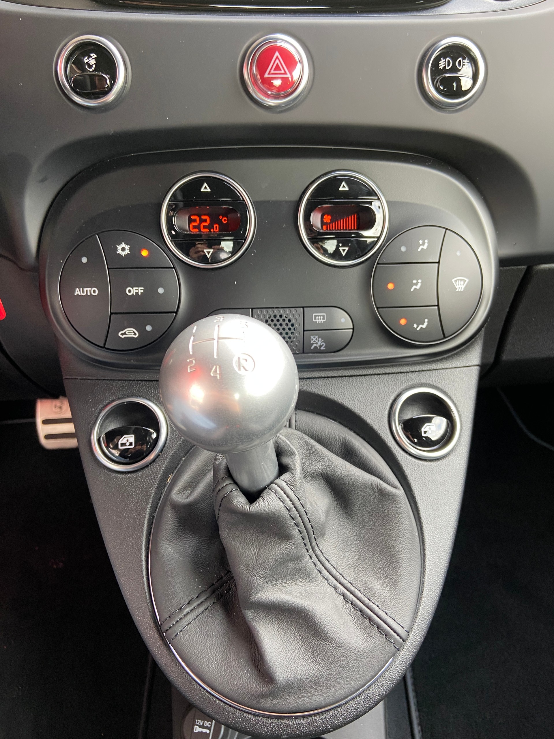 FIAT 695 1.4 16V Turbo Abarth Competizione-image-11