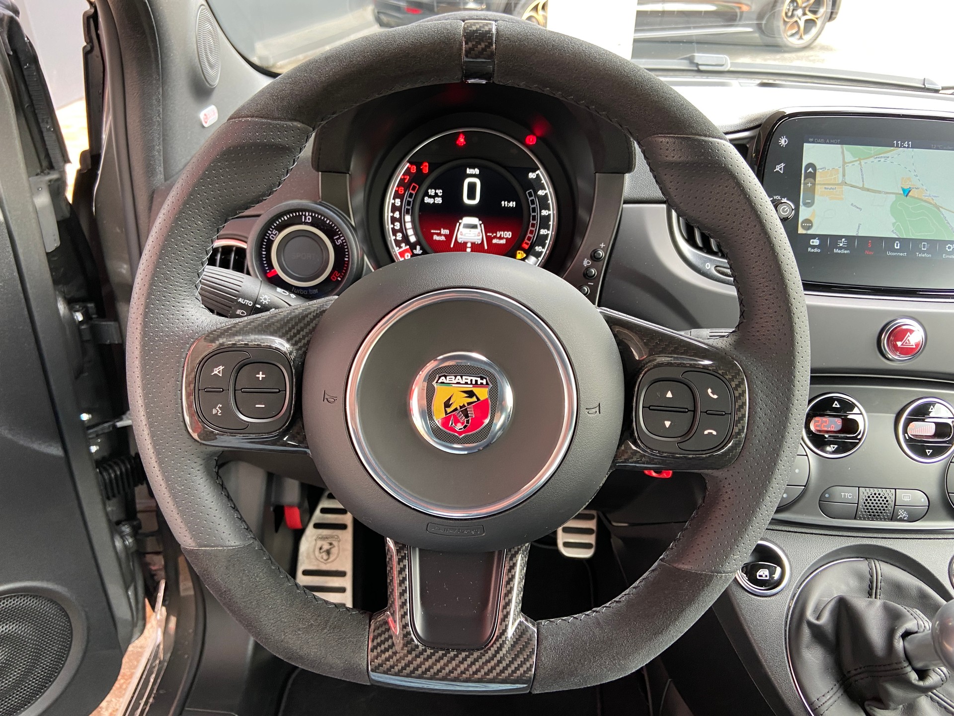 FIAT 695 1.4 16V Turbo Abarth Competizione-image-9