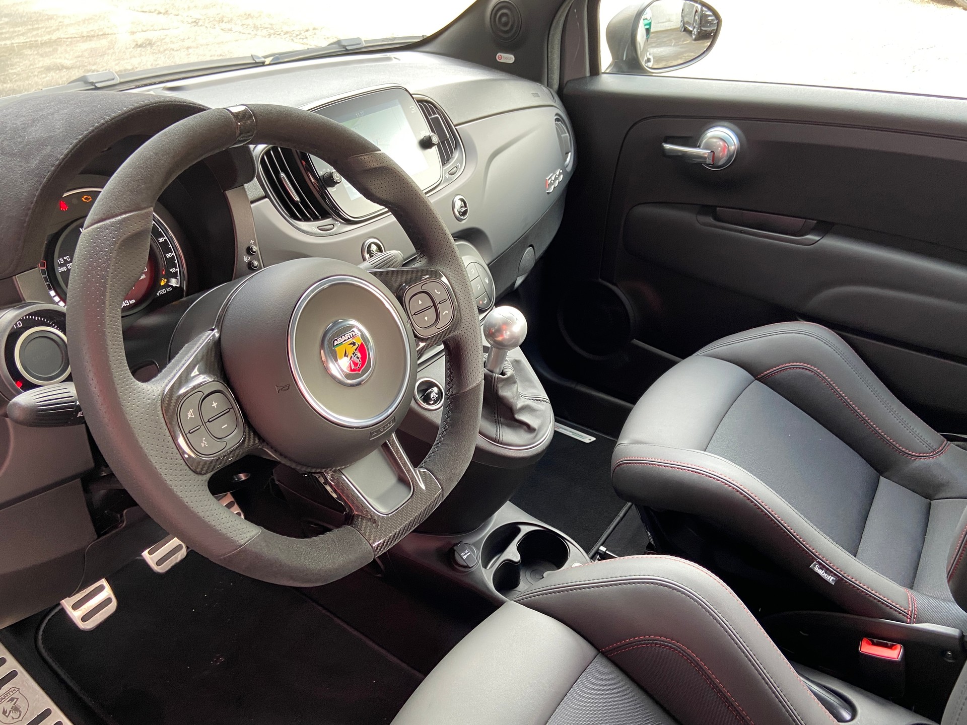 FIAT 695 1.4 16V Turbo Abarth Competizione-image-5