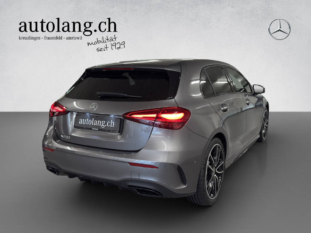 MERCEDES-BENZ A 200 AMG Line Night Star-image-3