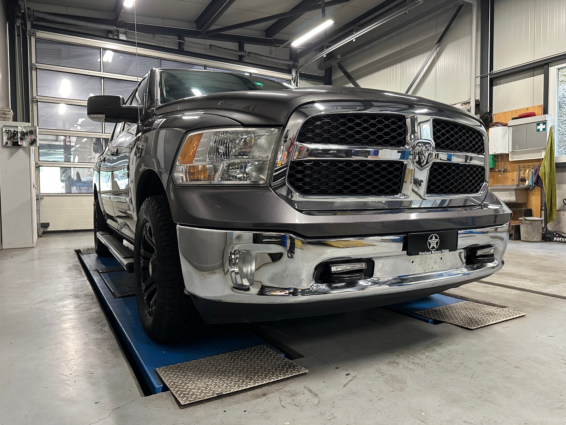 DODGE 1500 V6 3,6 LITER 309 PS-image-7