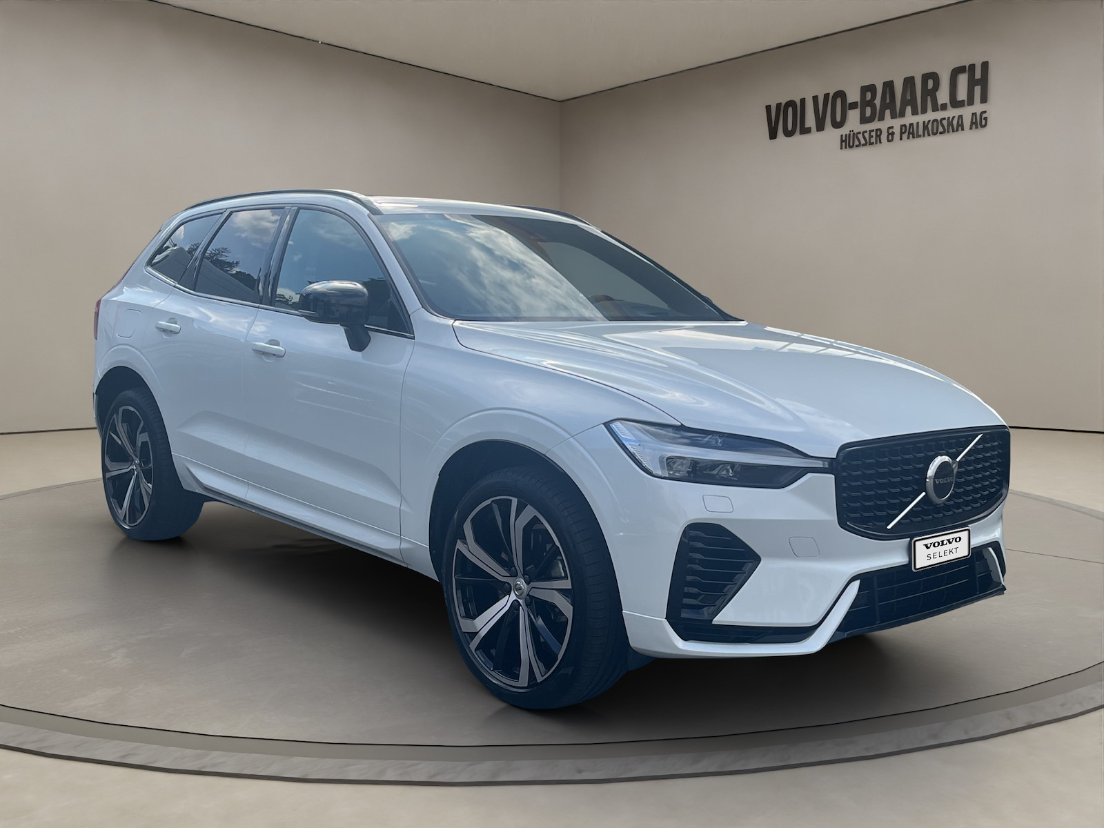 VOLVO XC60 2.0 T8 TE R-Design eAWD-image-6