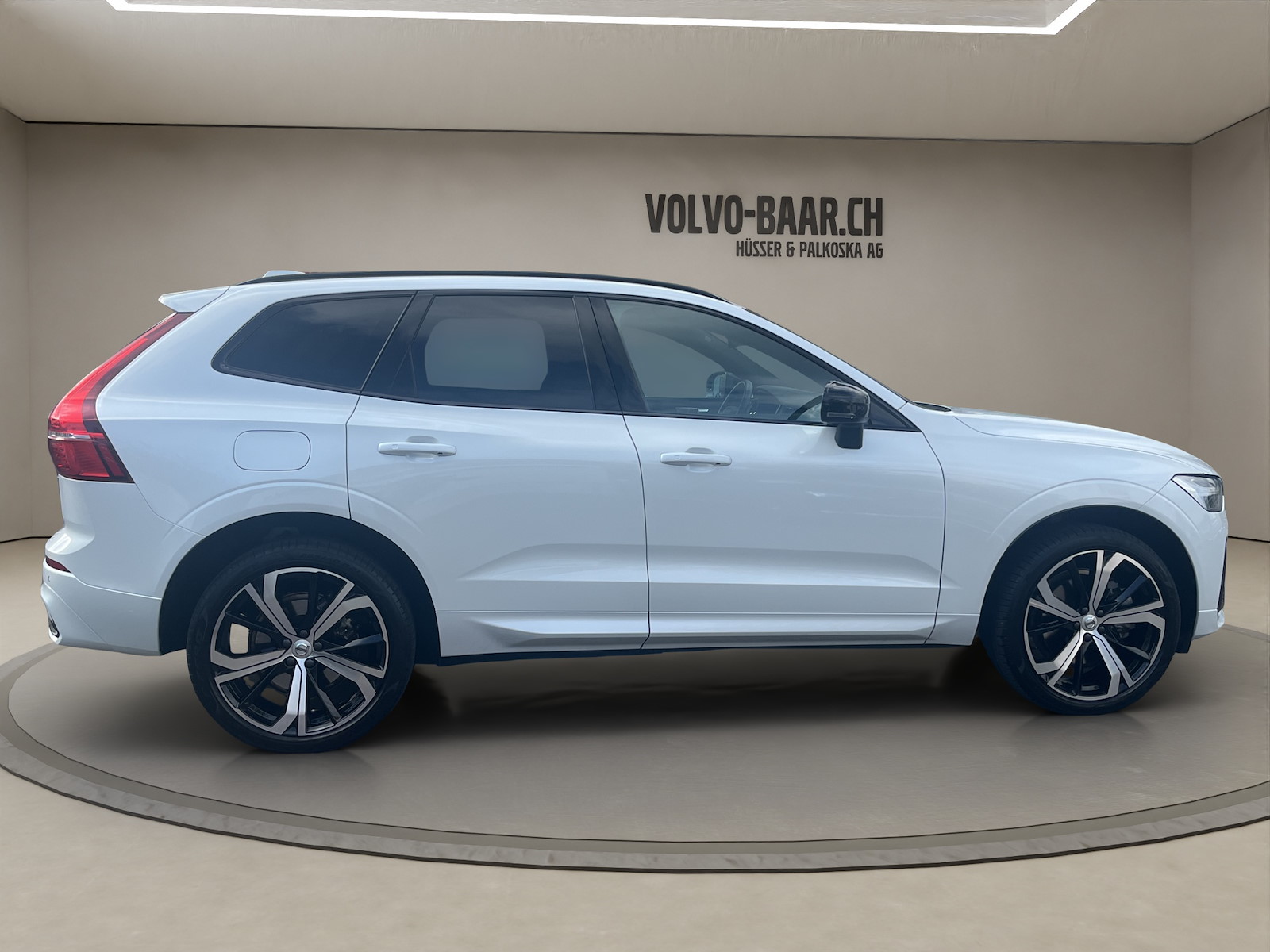 VOLVO XC60 2.0 T8 TE R-Design eAWD-image-5