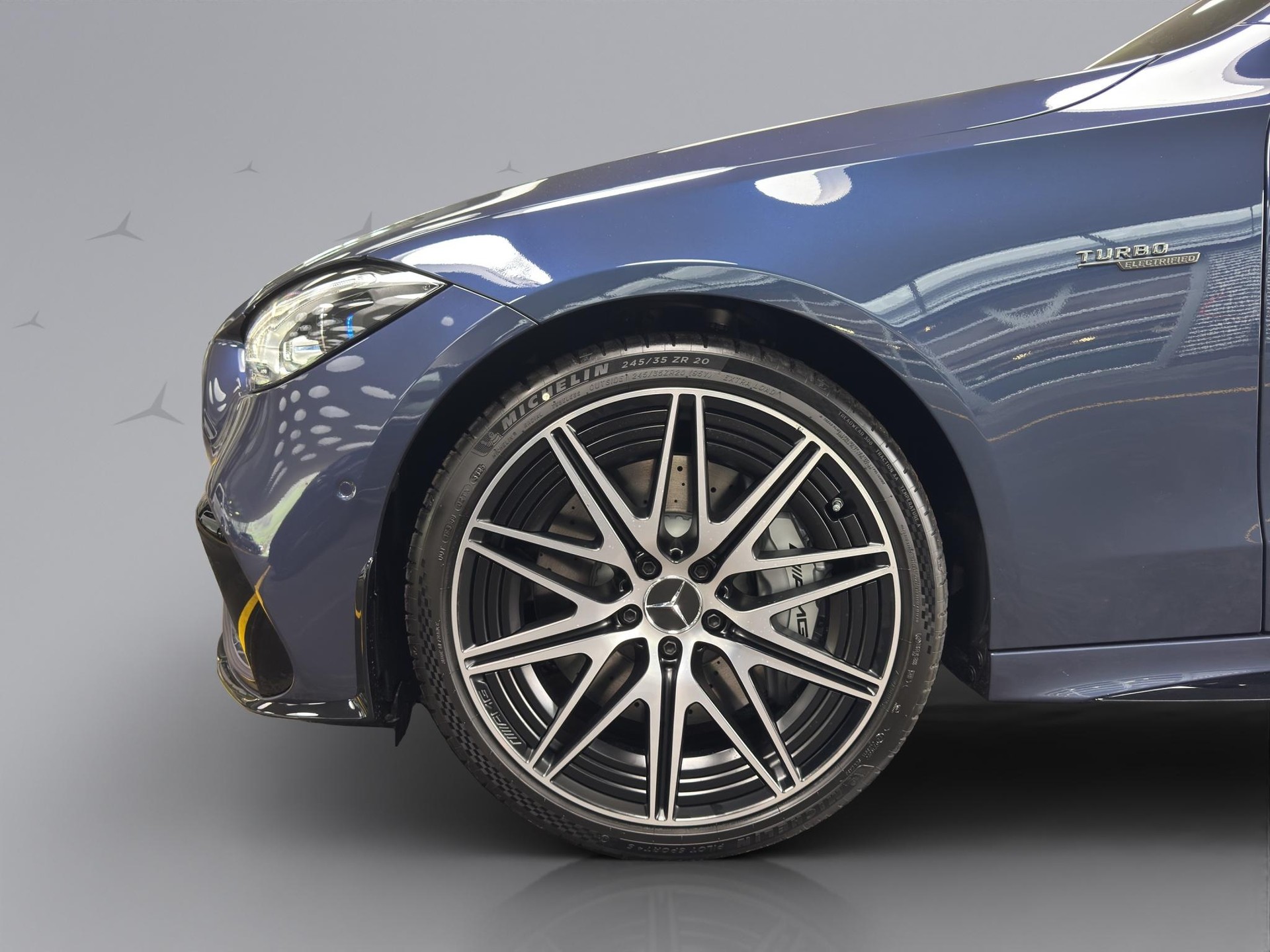 MERCEDES-BENZ C 43 AMG Executive Edition 4matic Kombi-image-13
